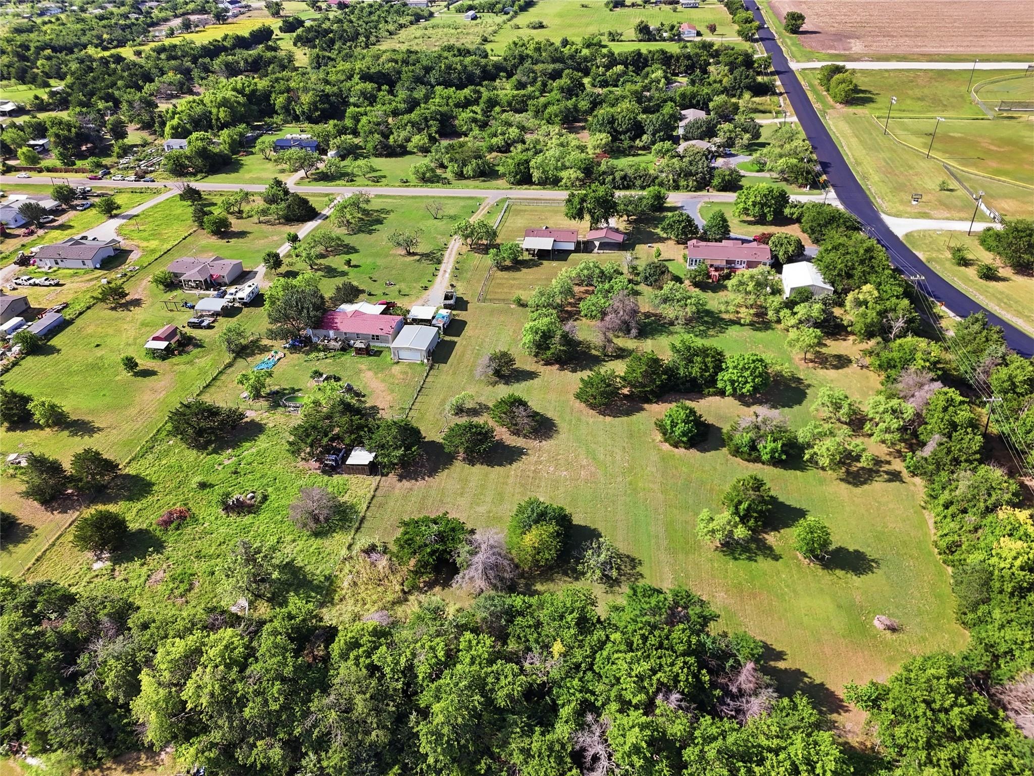 main property photo 24