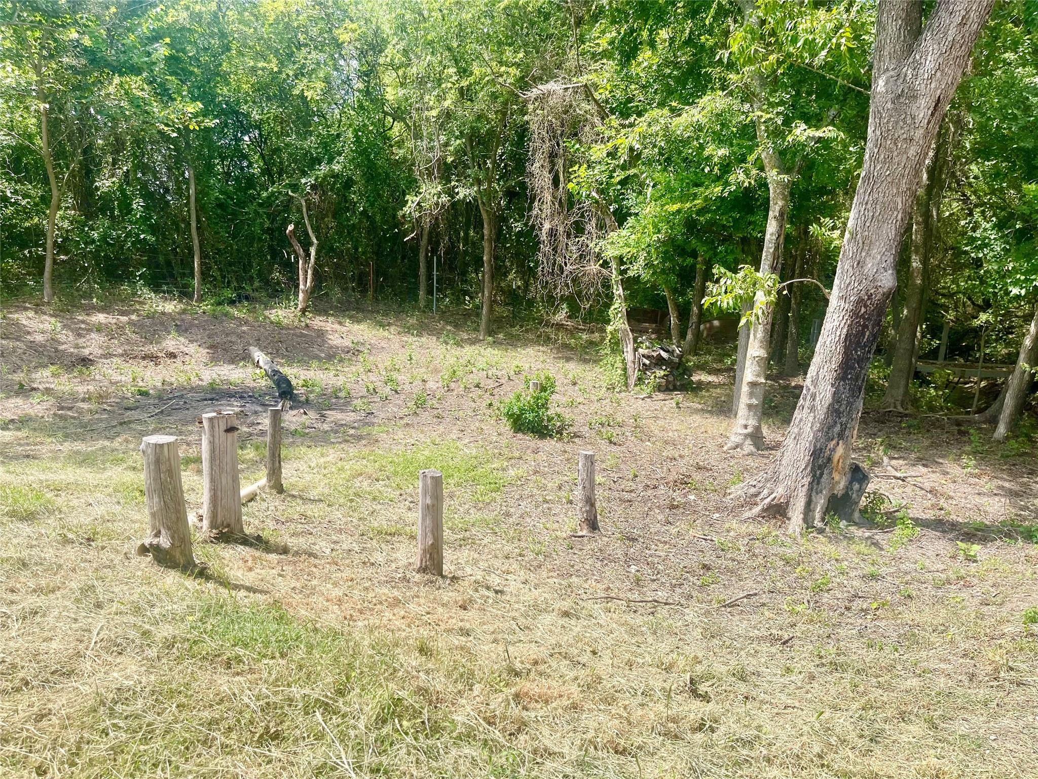 main property photo 11
