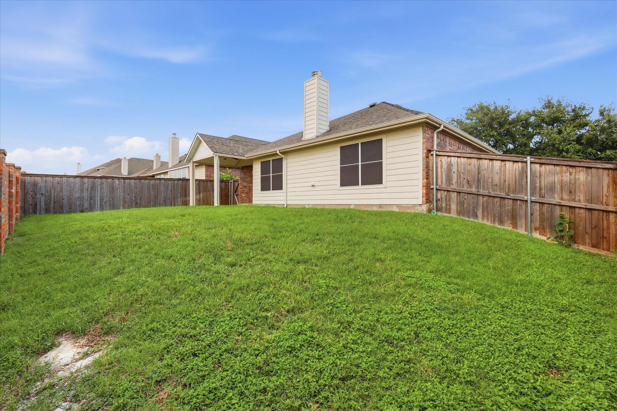 main property photo 33