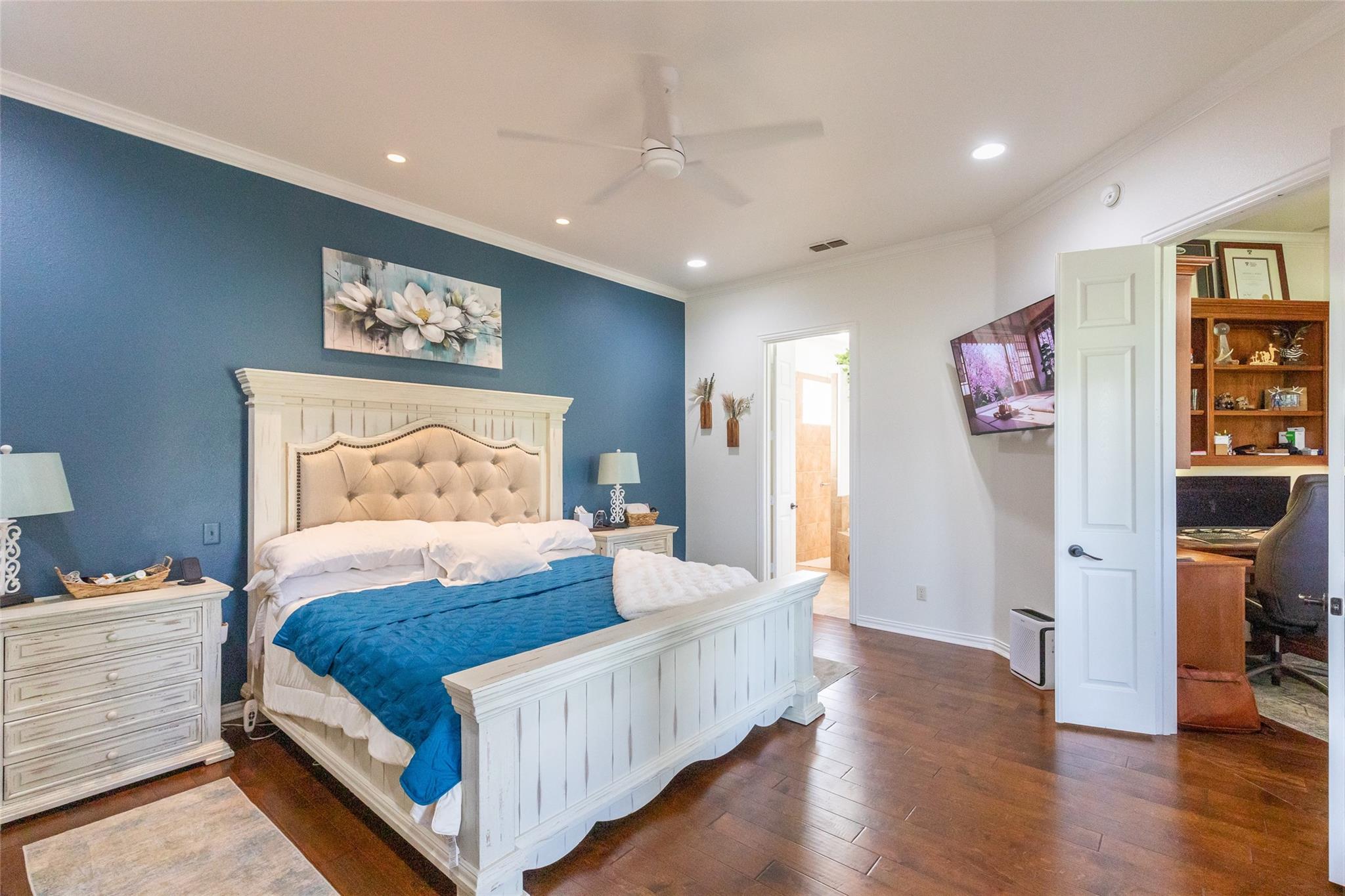 main property photo 22