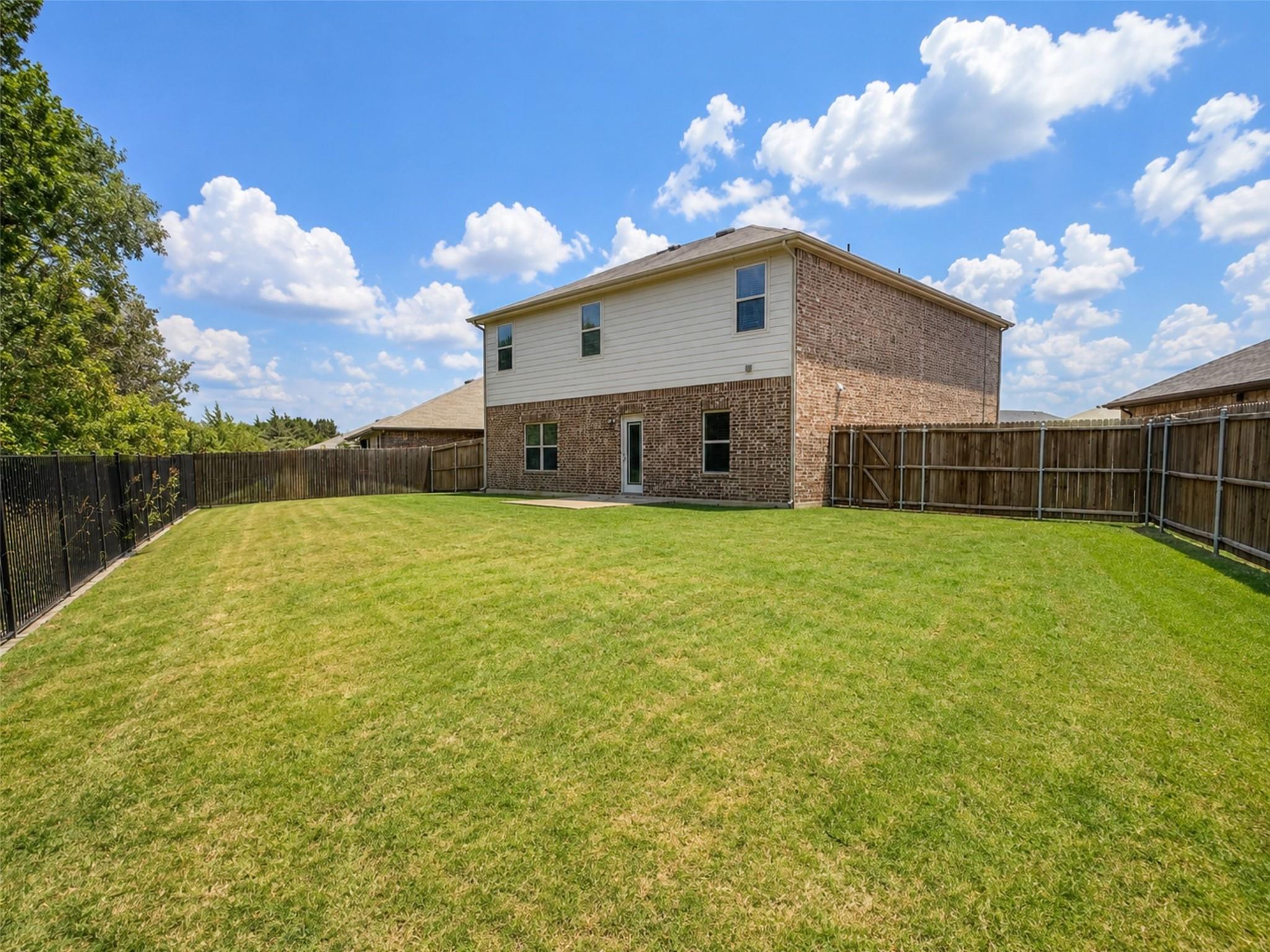 main property photo 21