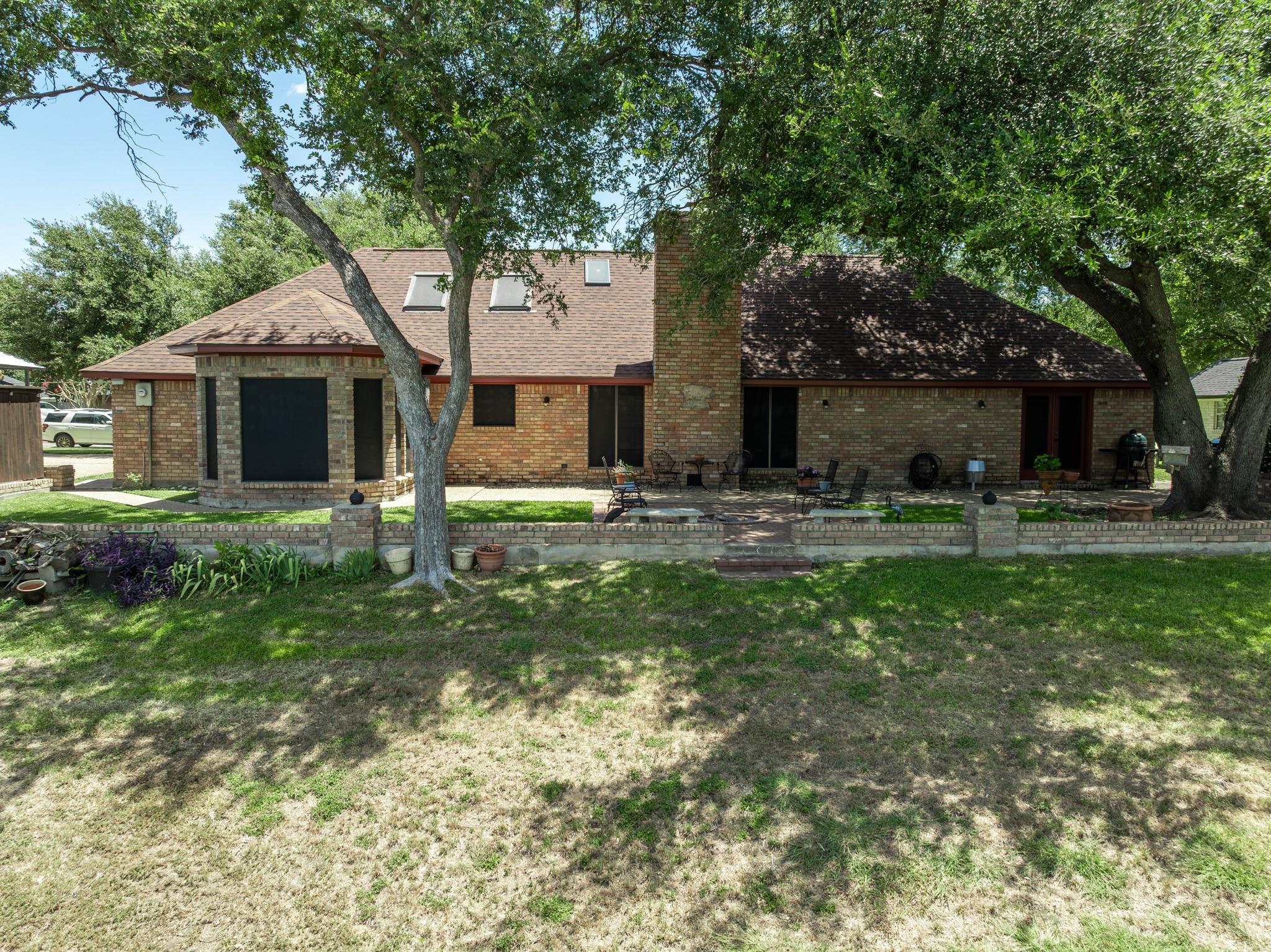 main property photo 29