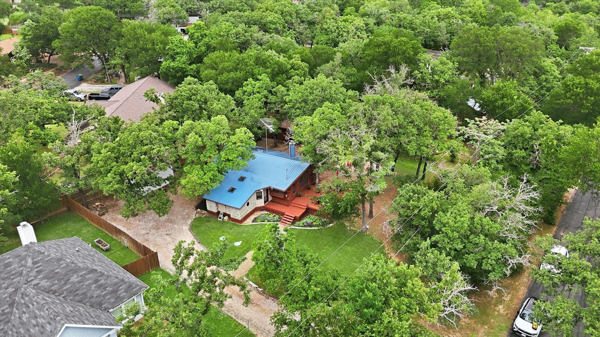 main property photo 22