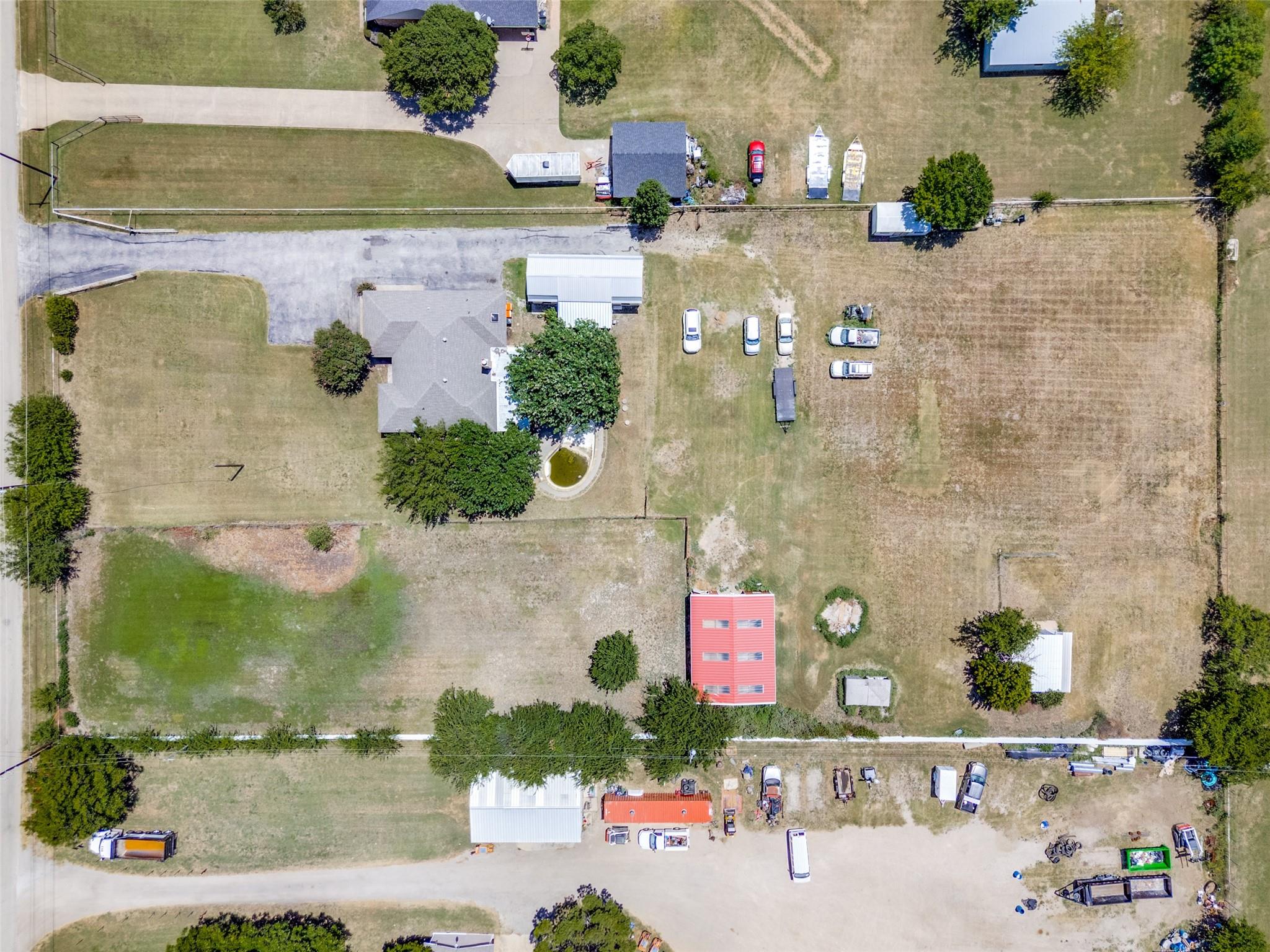 main property photo 37