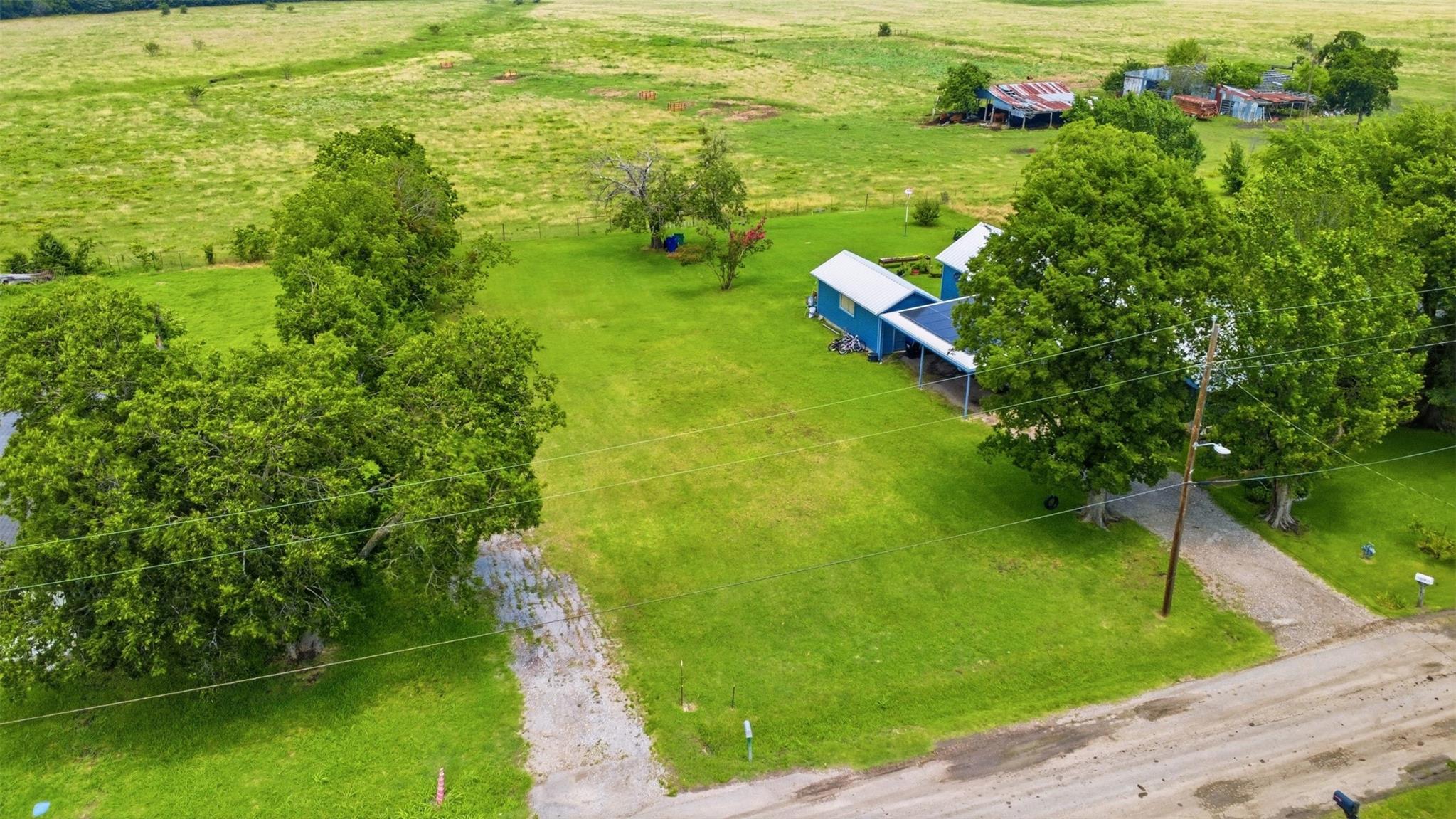 main property photo 9