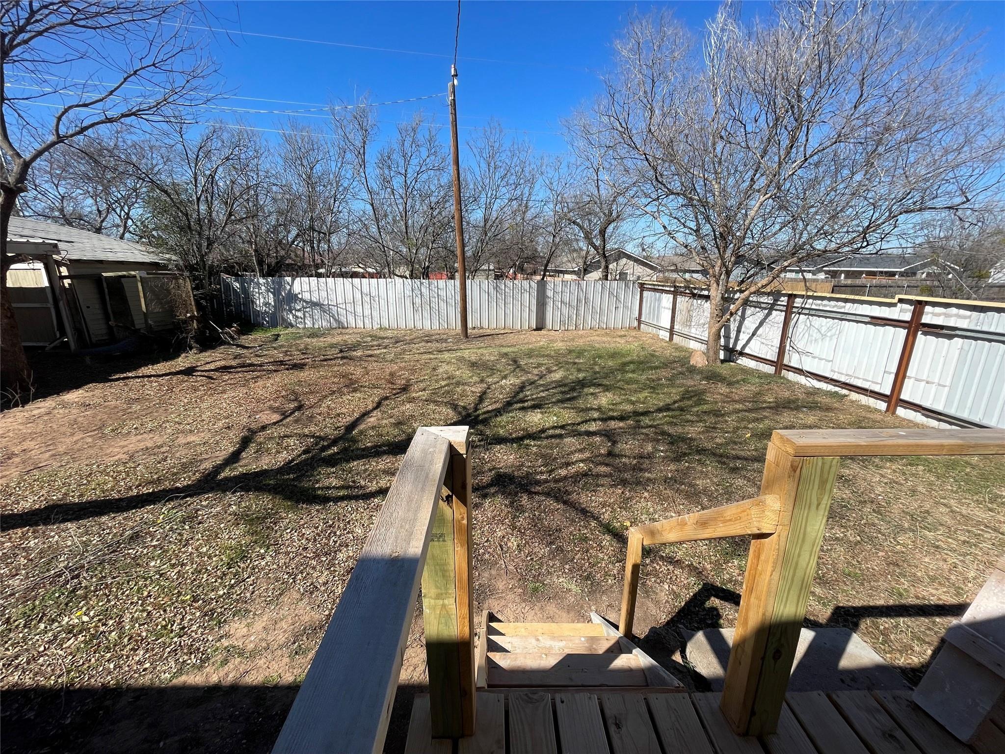 main property photo 12