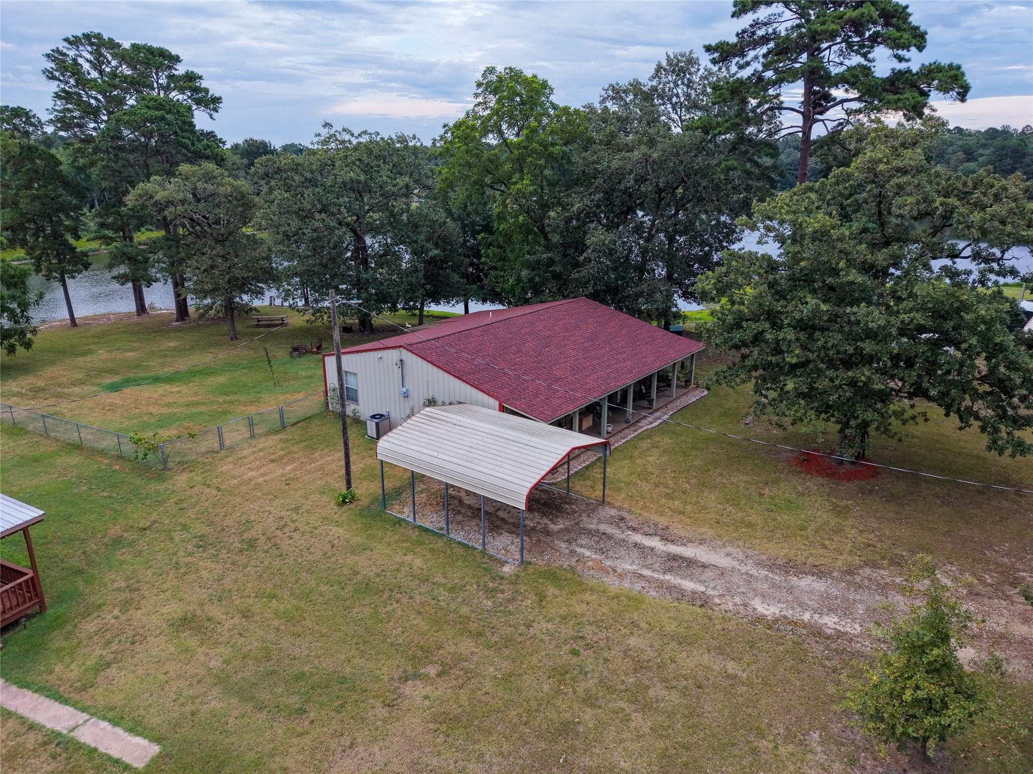 main property photo 29