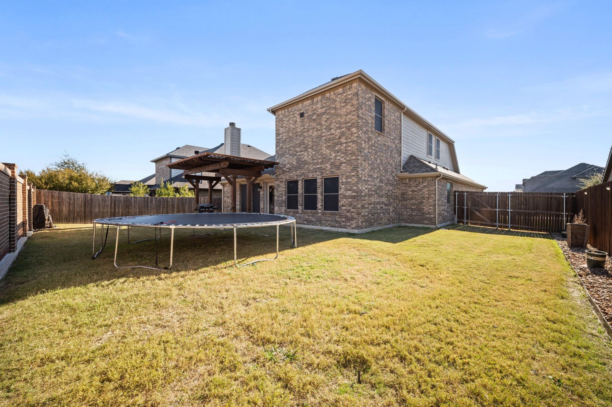 main property photo 29