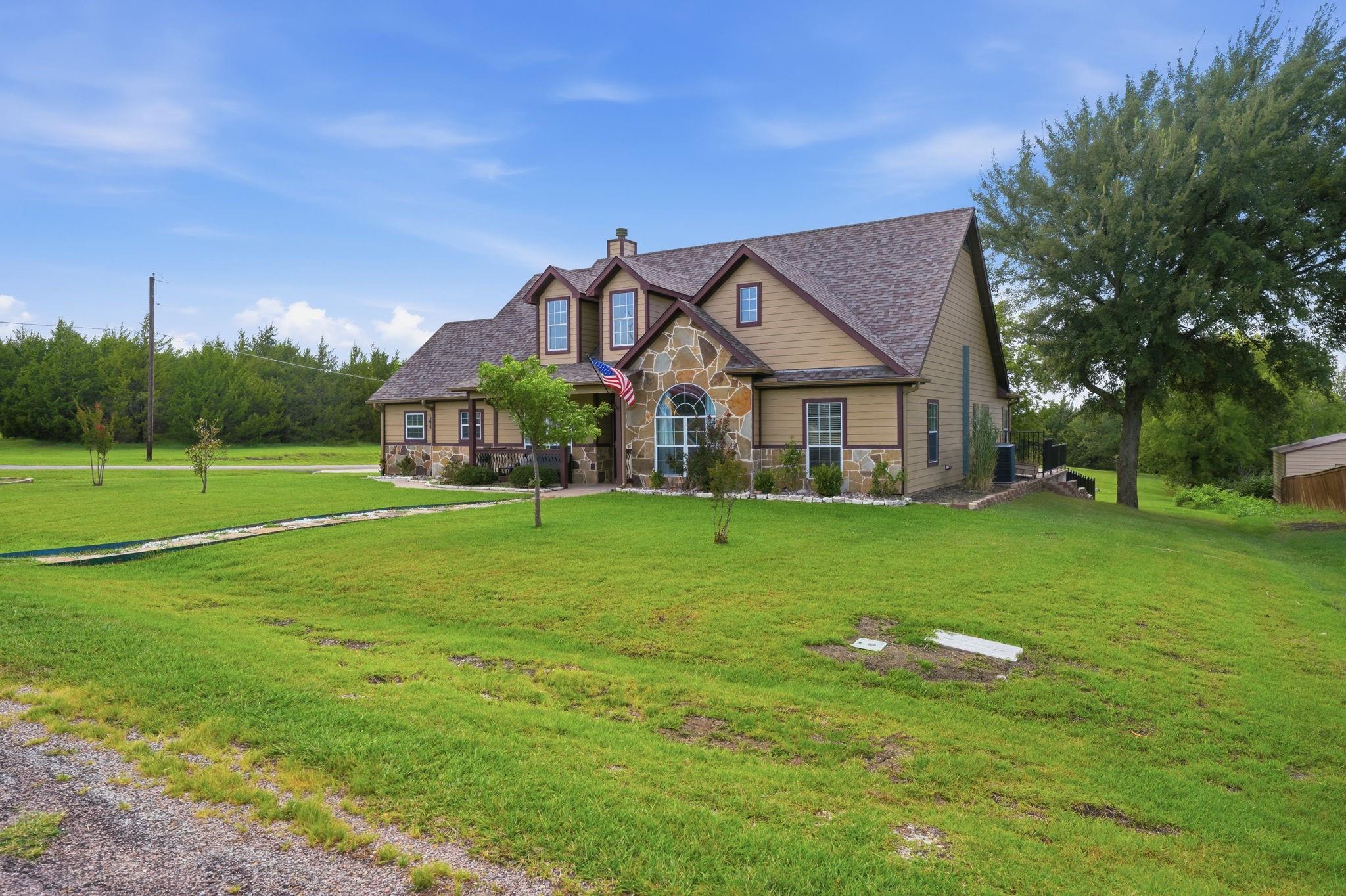 main property photo 2