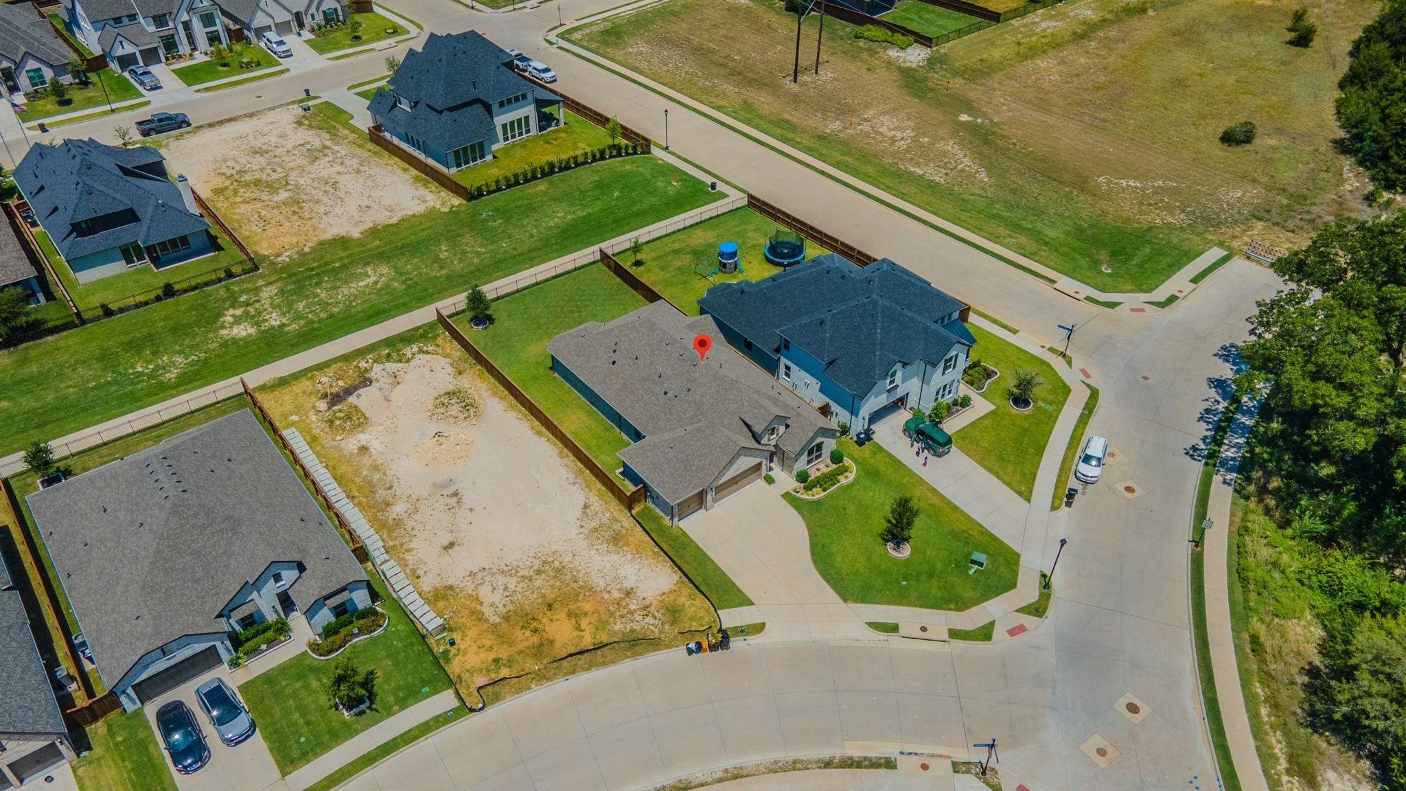 main property photo 25