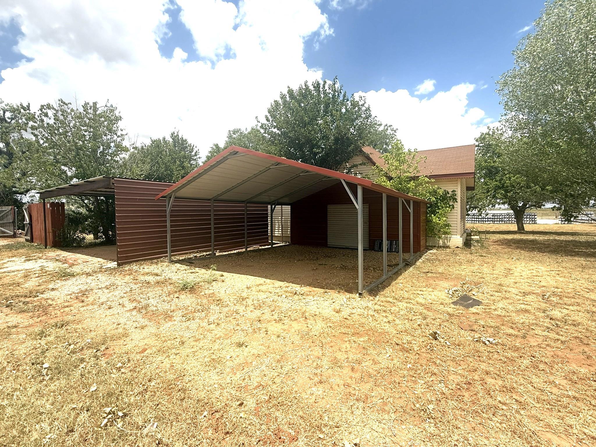 main property photo 14