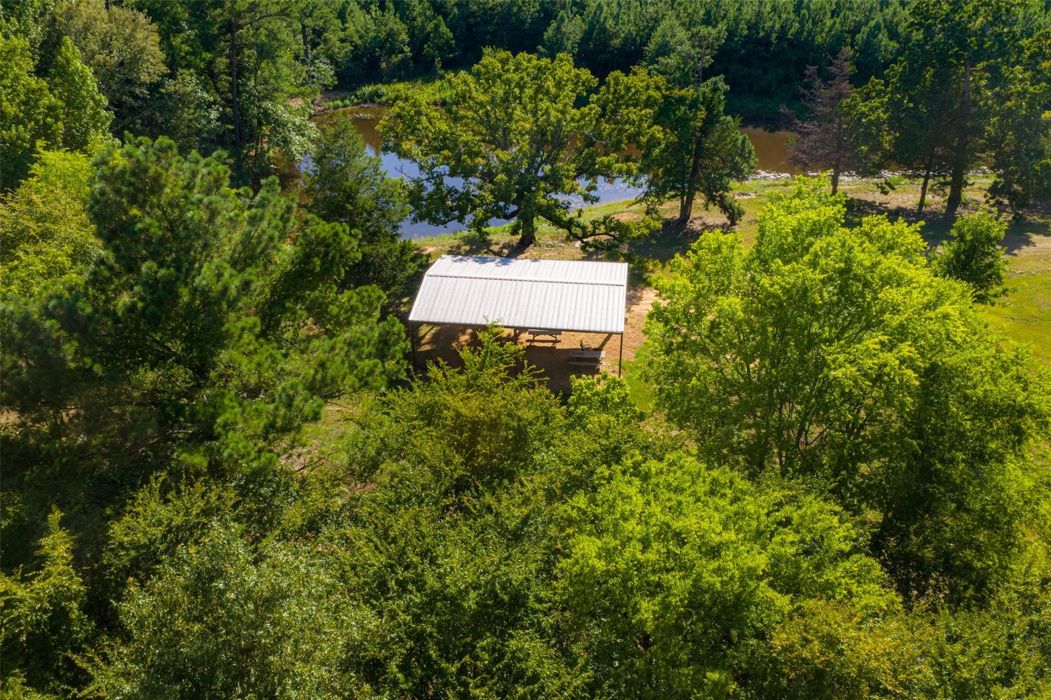 main property photo 35