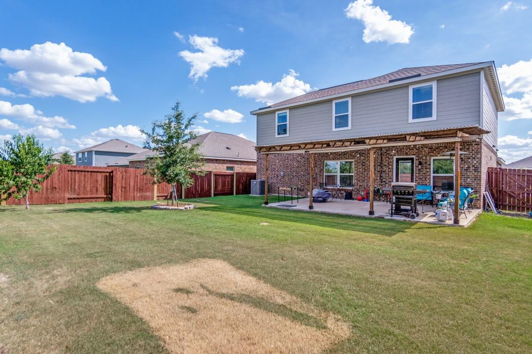 main property photo 14