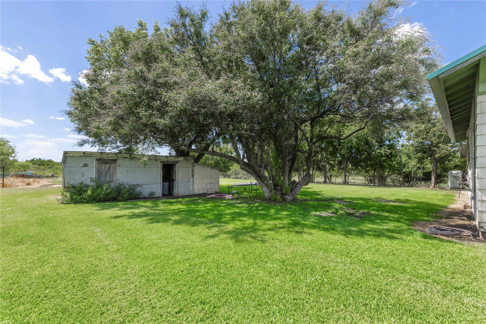 main property photo 20