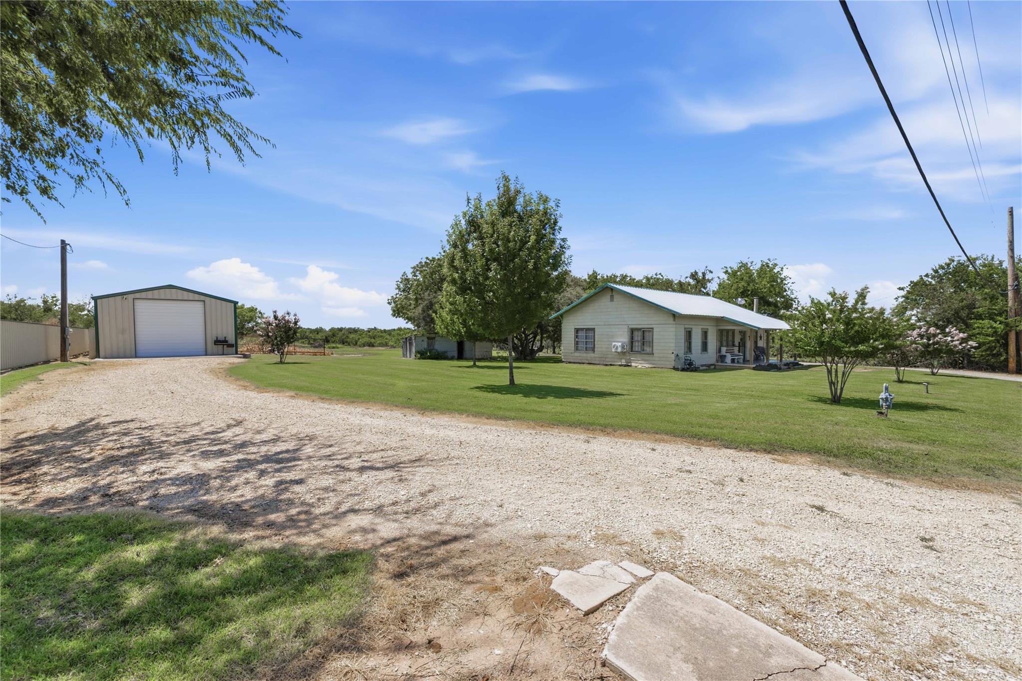 main property photo 26