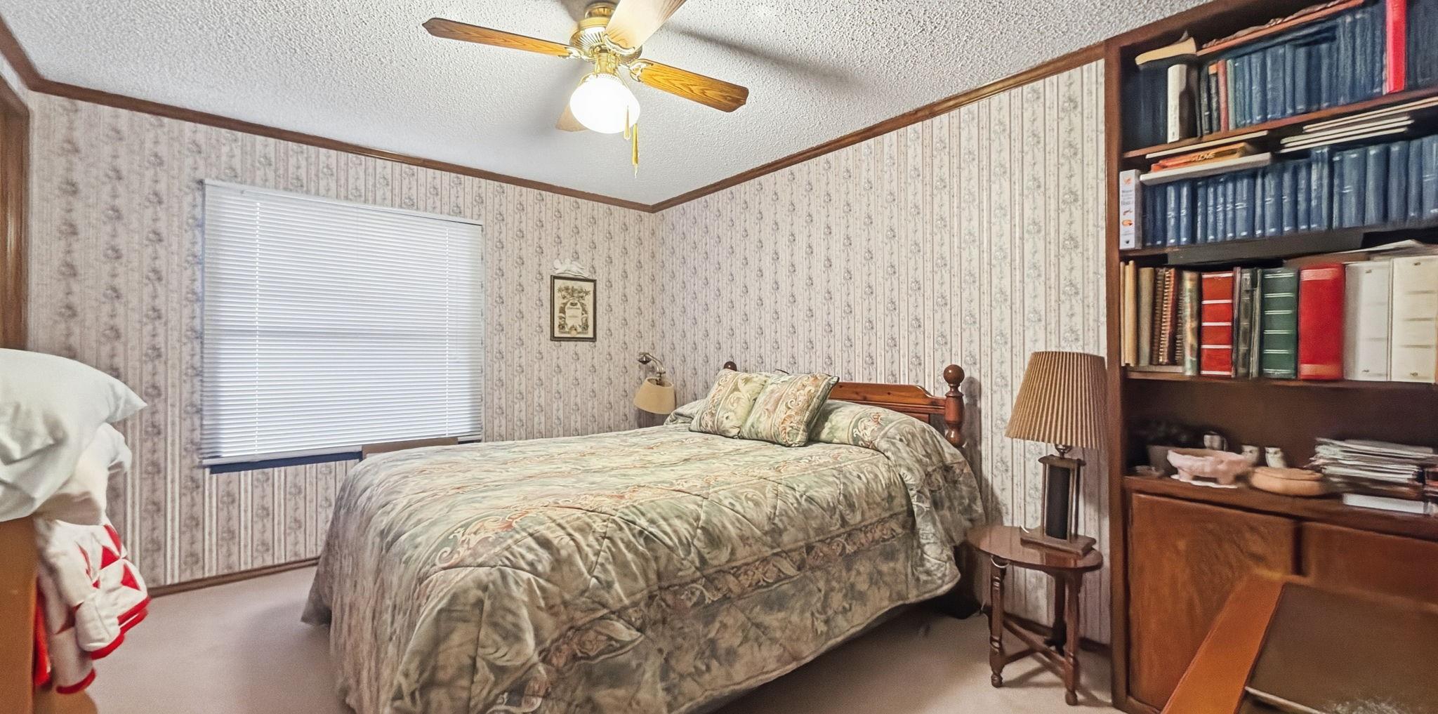 main property photo 36
