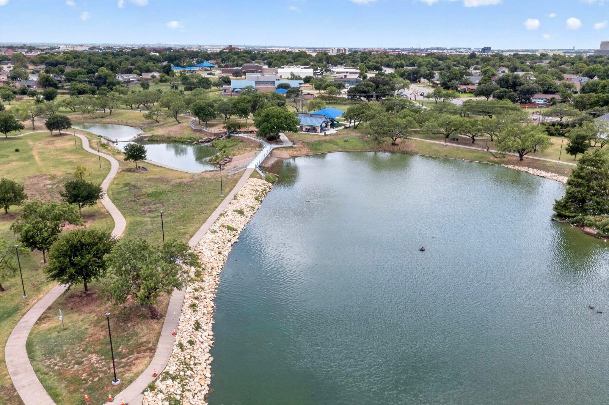 main property photo 8