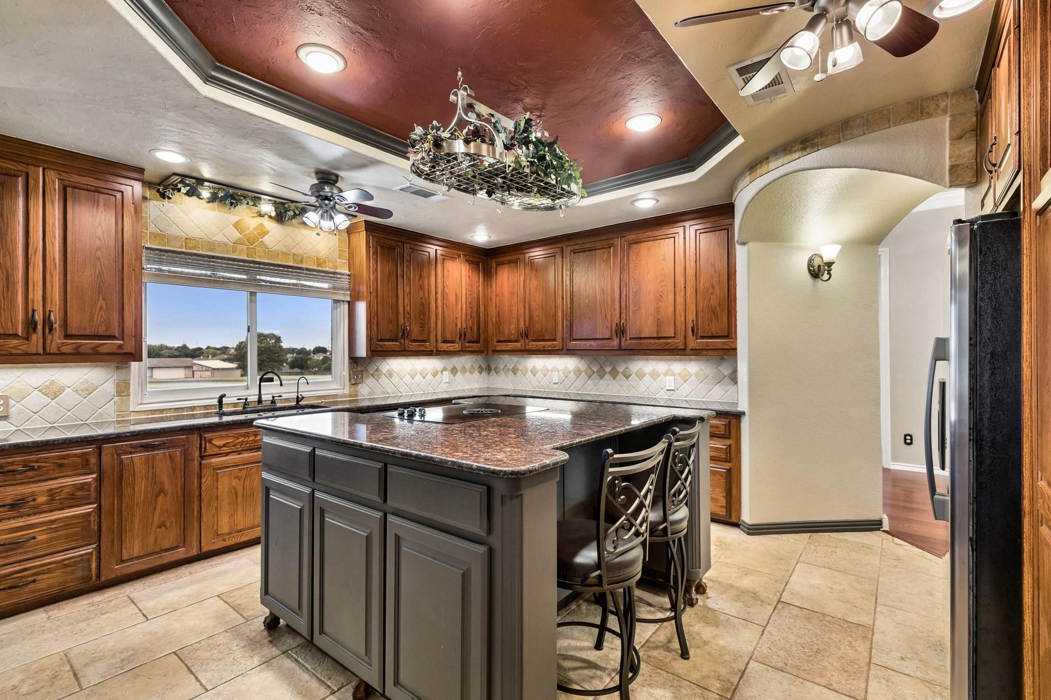 main property photo 19