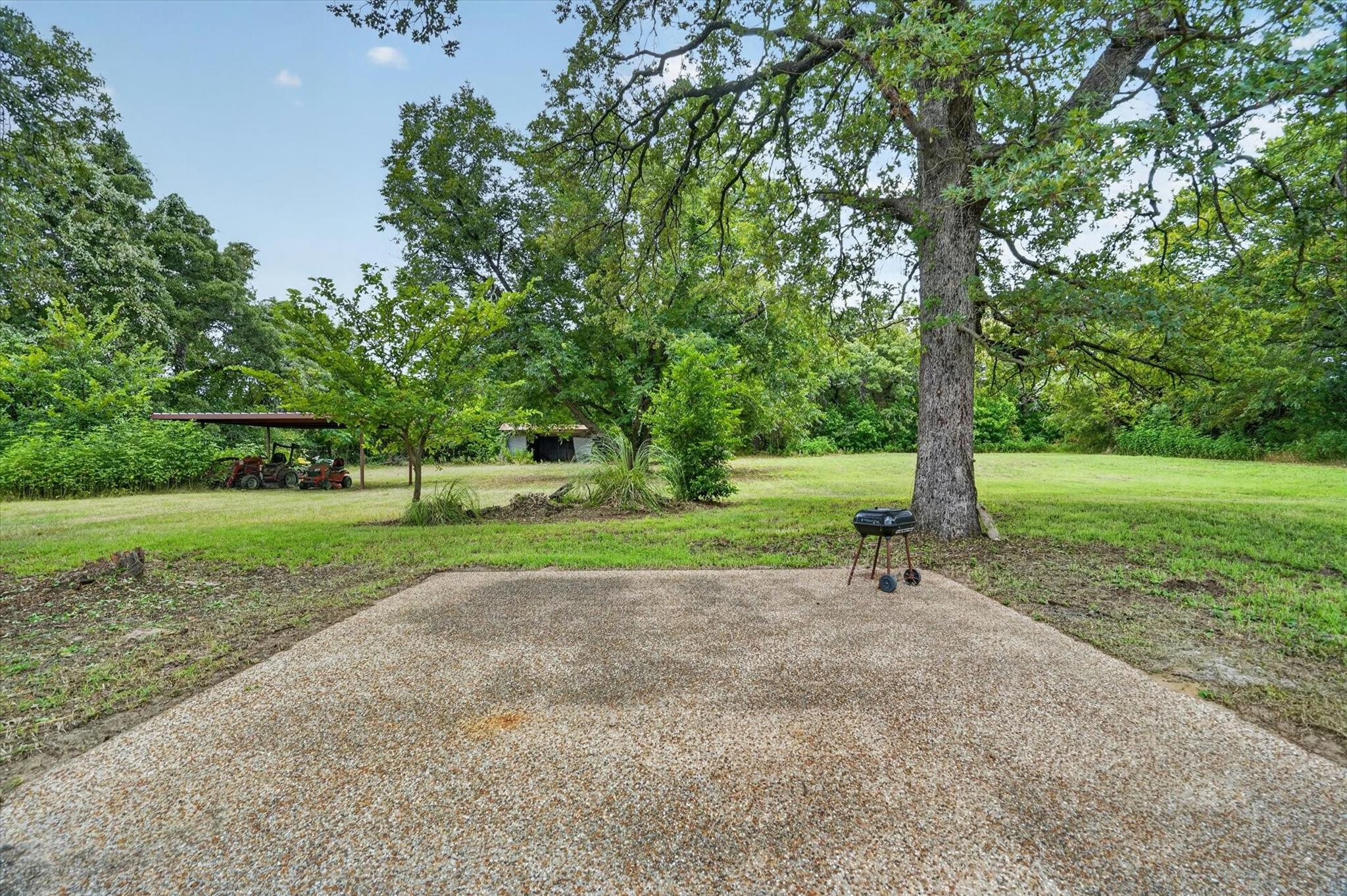 main property photo 26