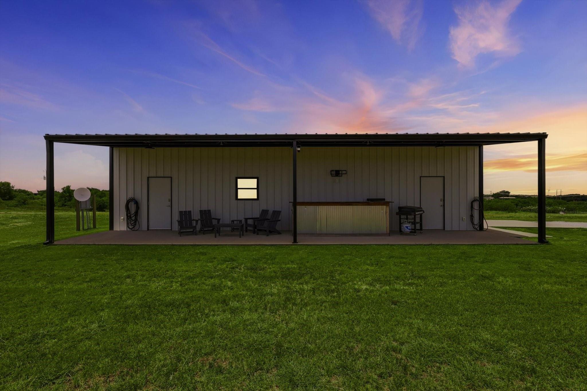 main property photo 39