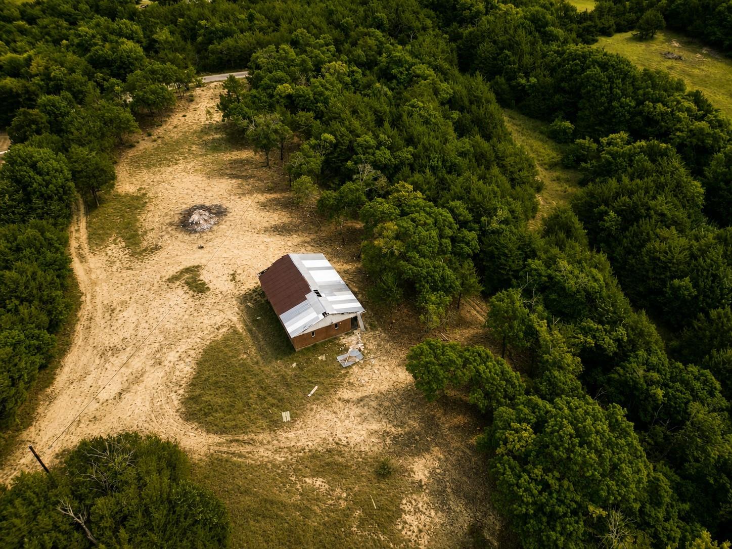 main property photo 11
