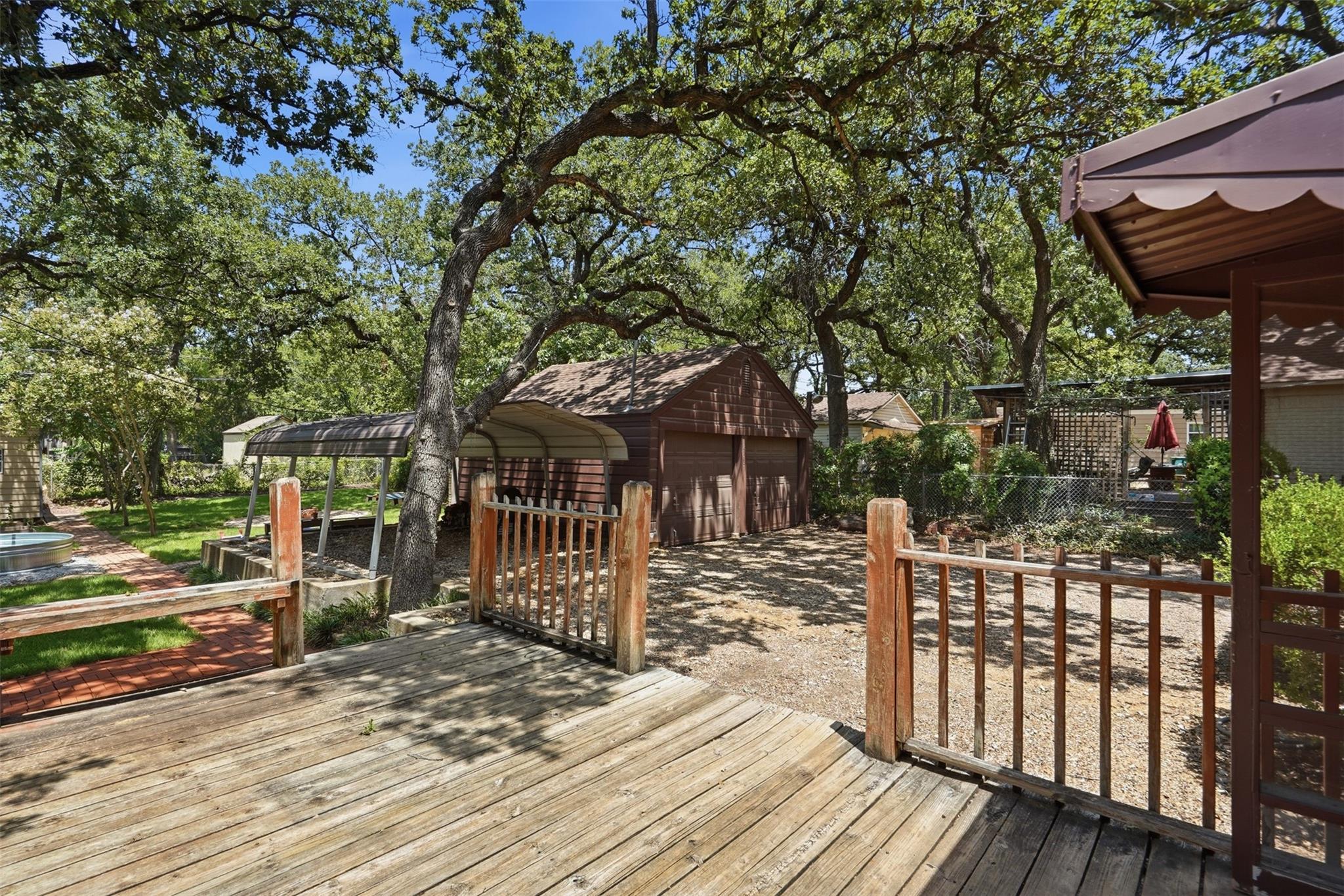 main property photo 35
