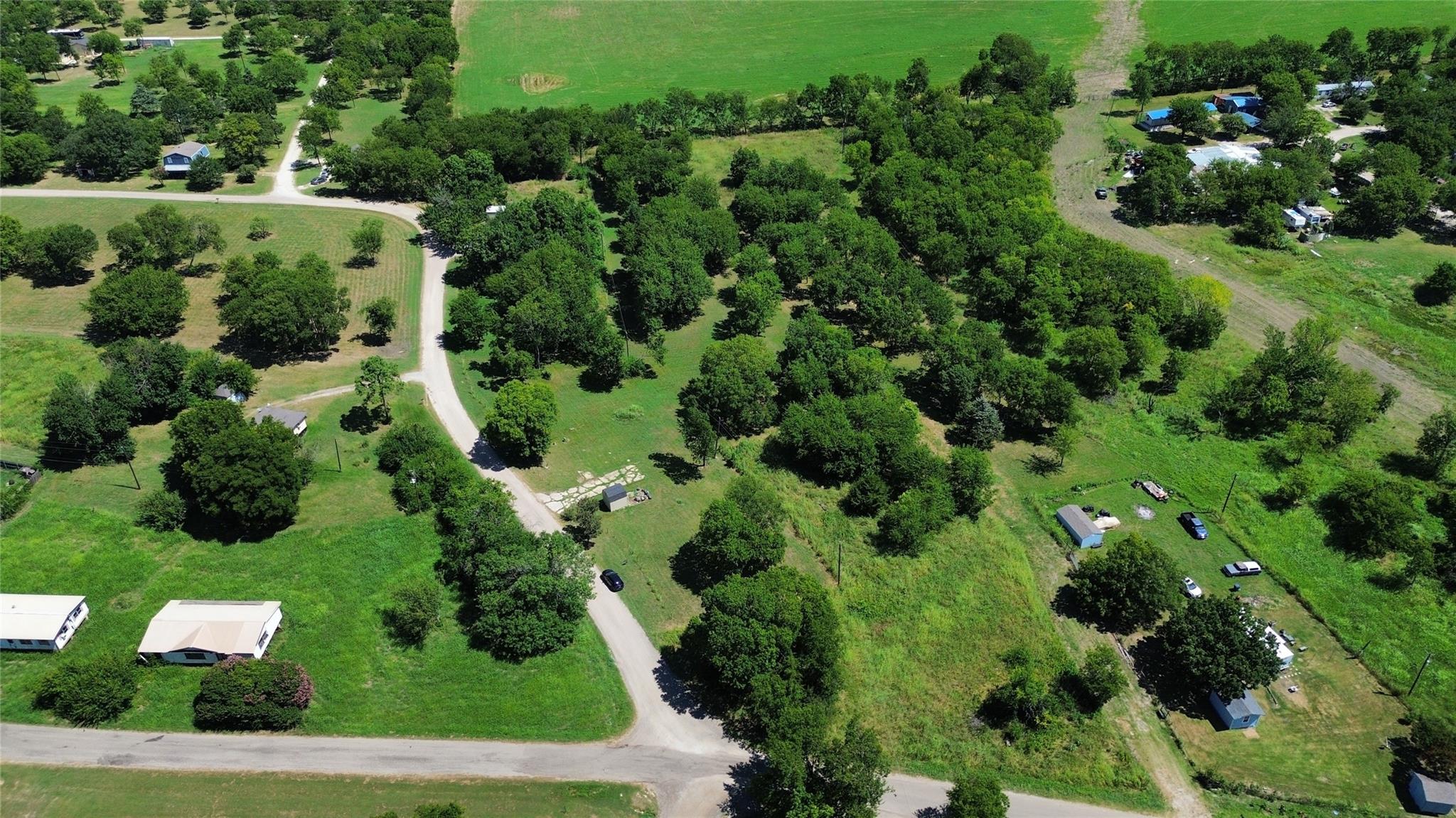 main property photo 11