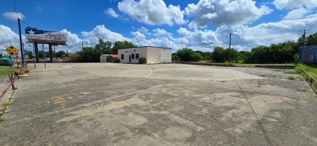 main property photo 4
