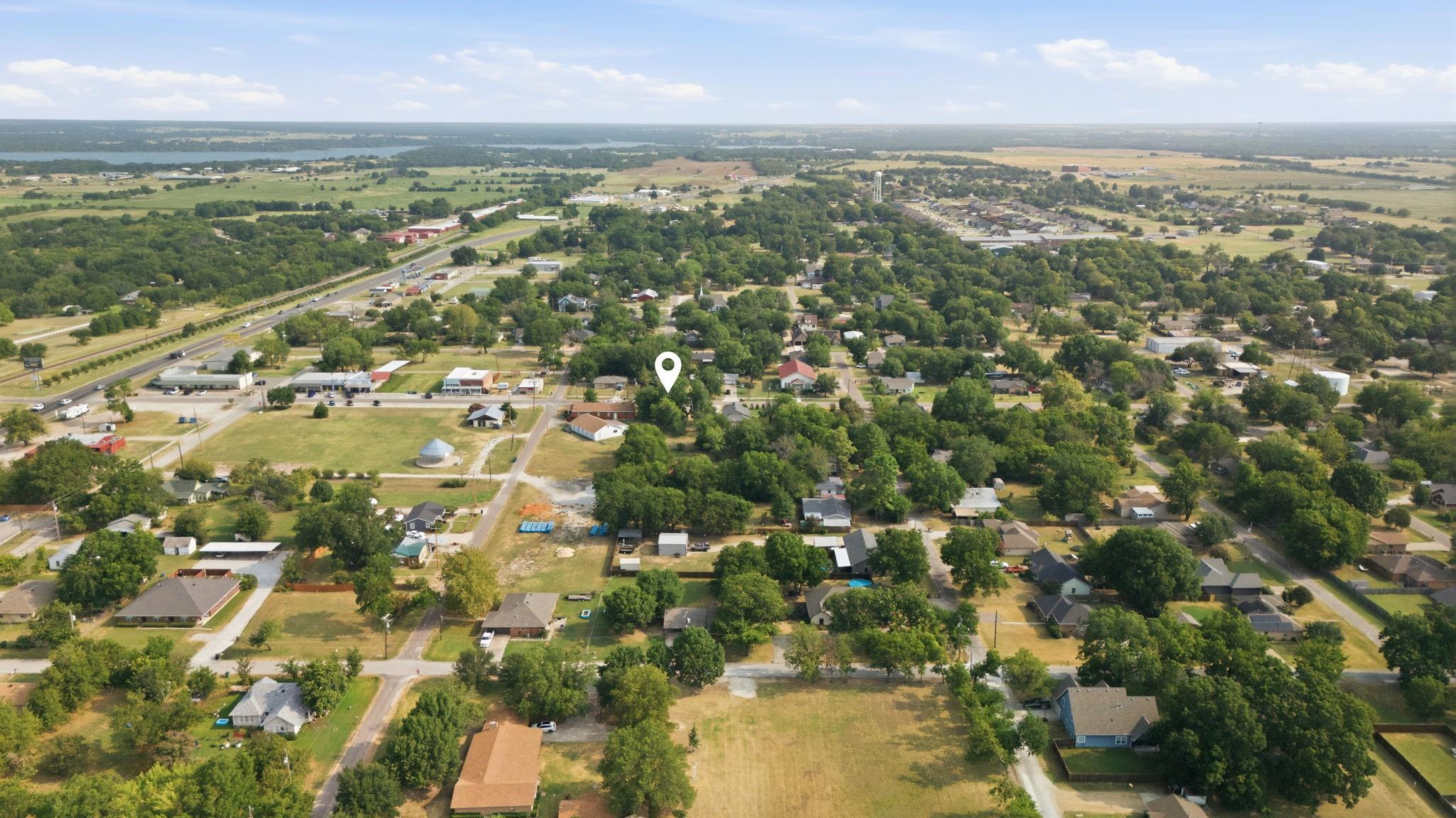 main property photo 18