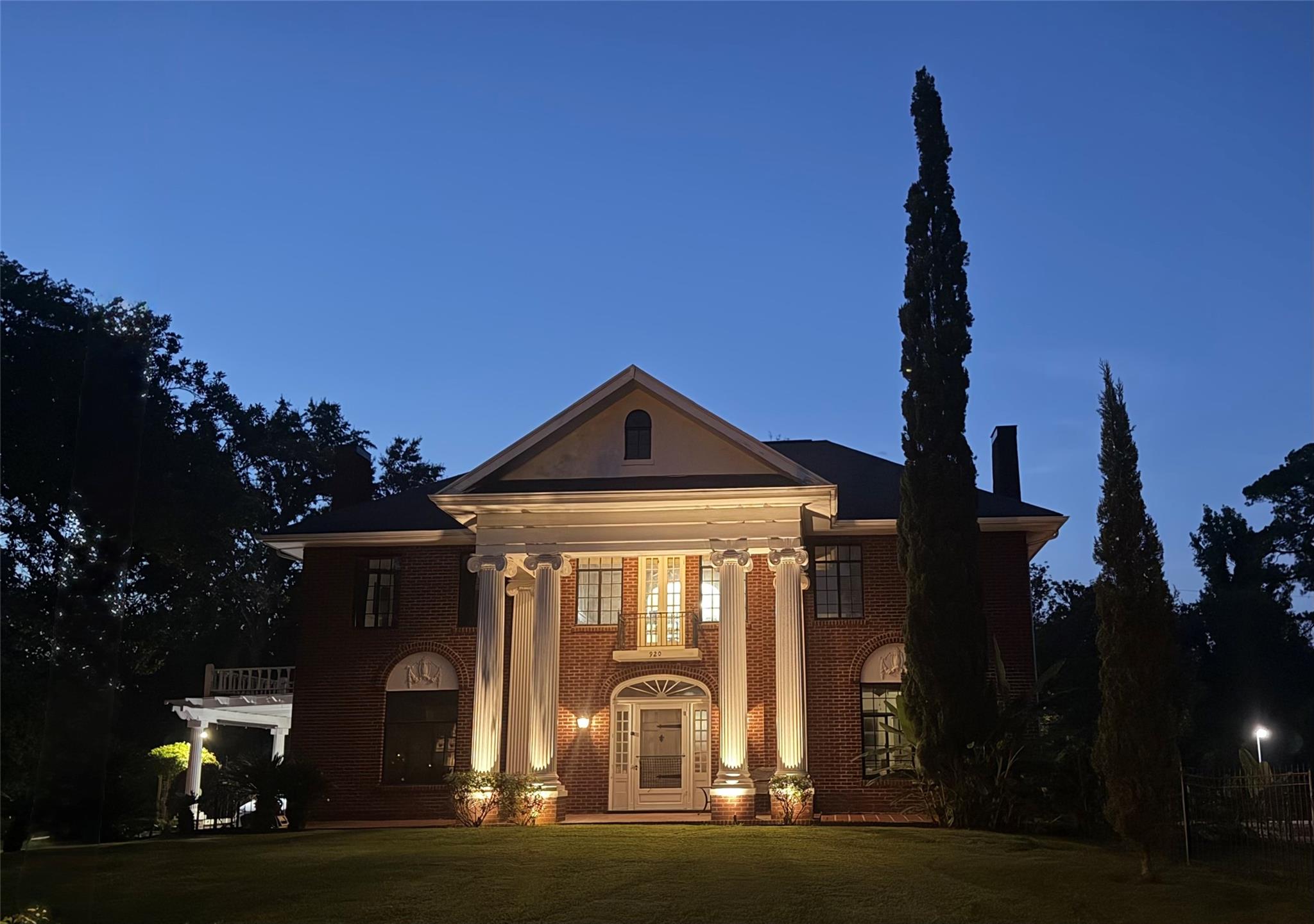 main property photo 29