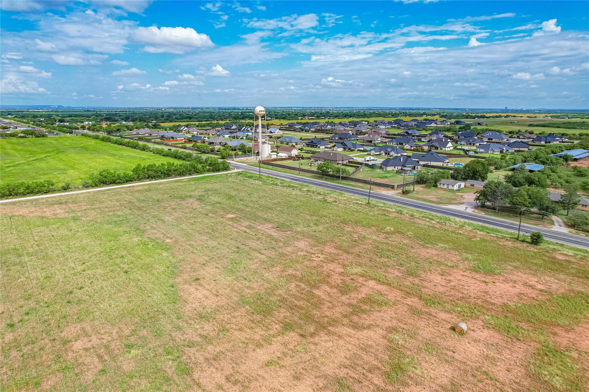 main property photo 8