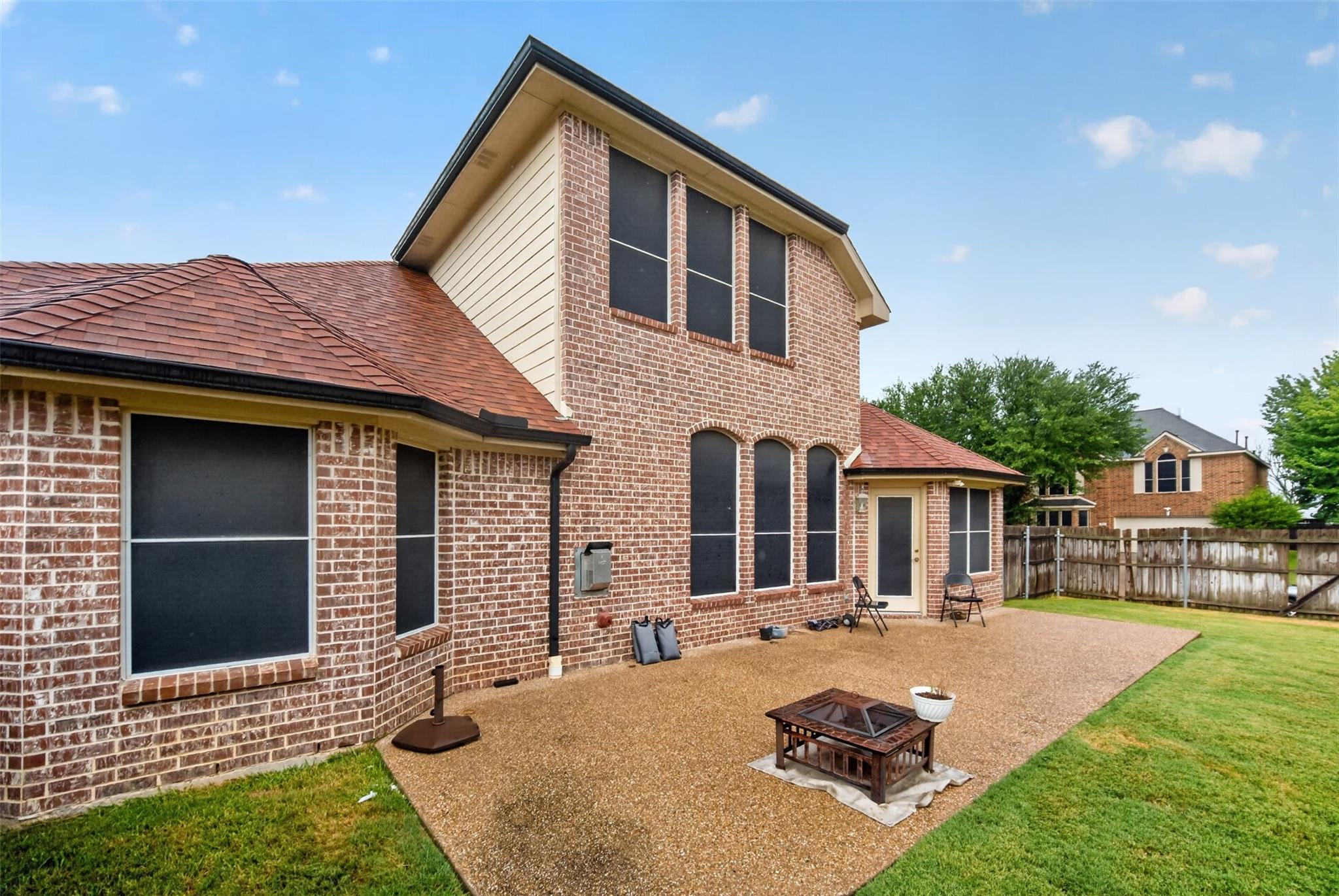 main property photo 38