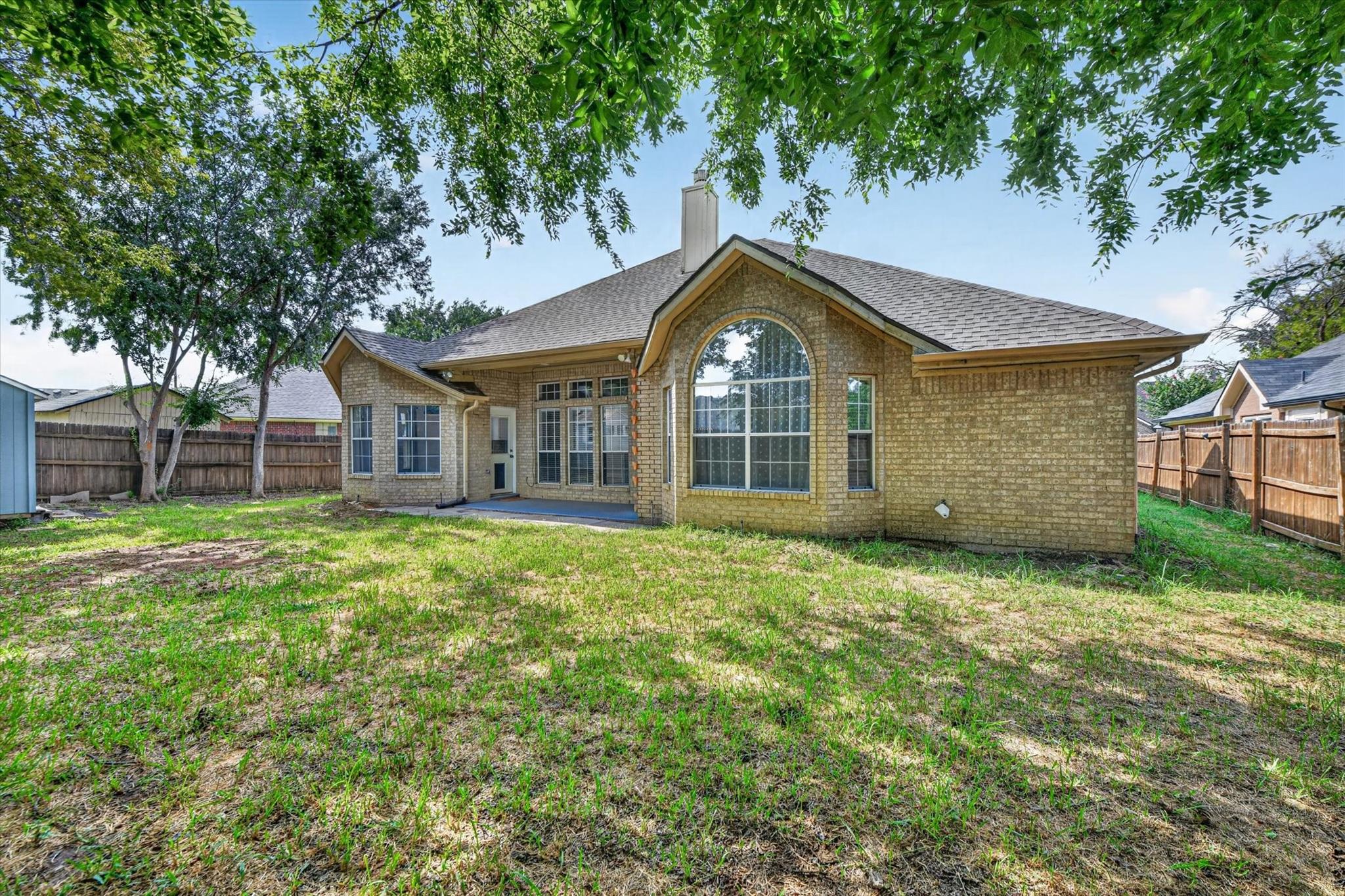 main property photo 24
