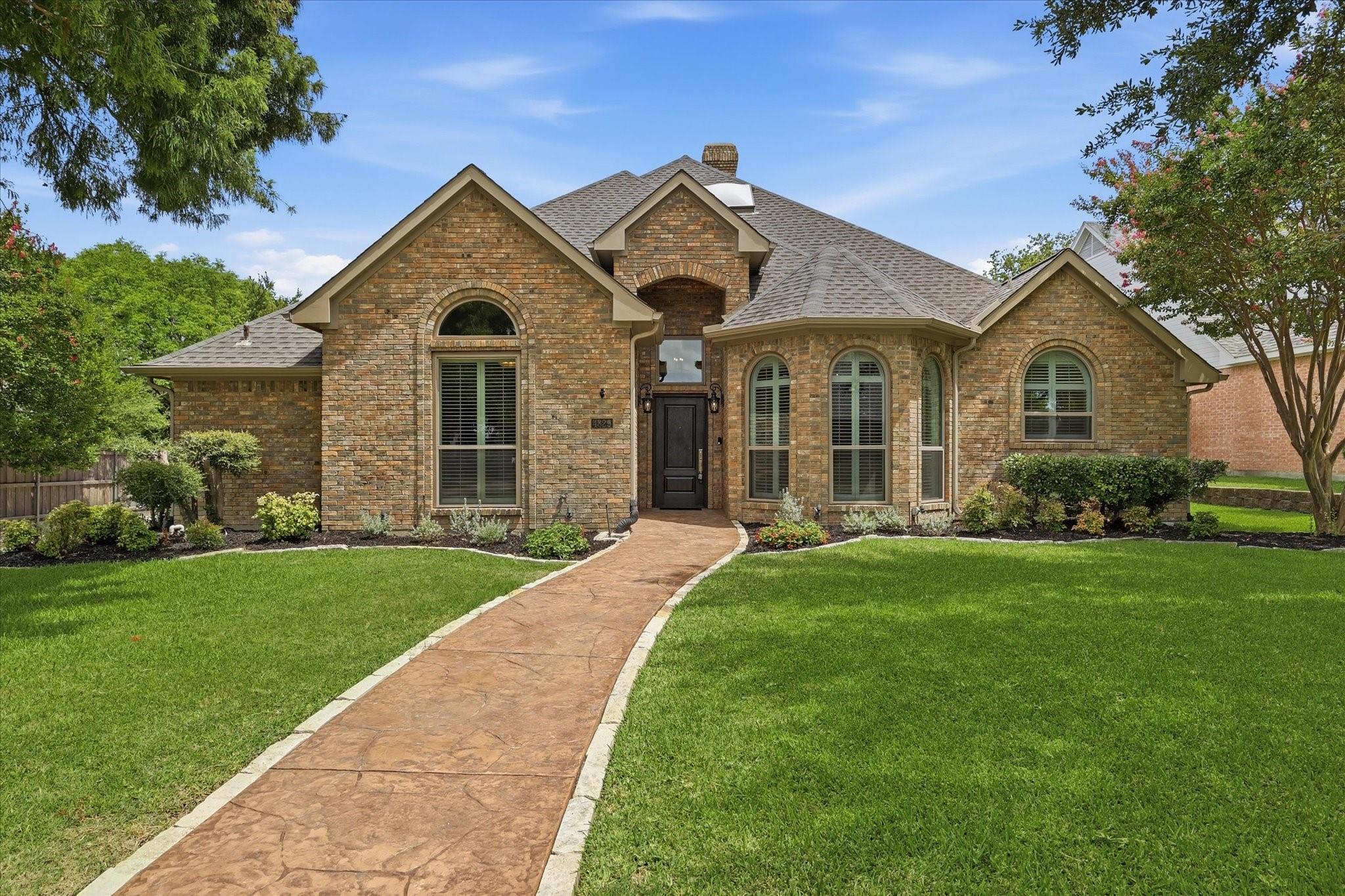 main property photo 1
