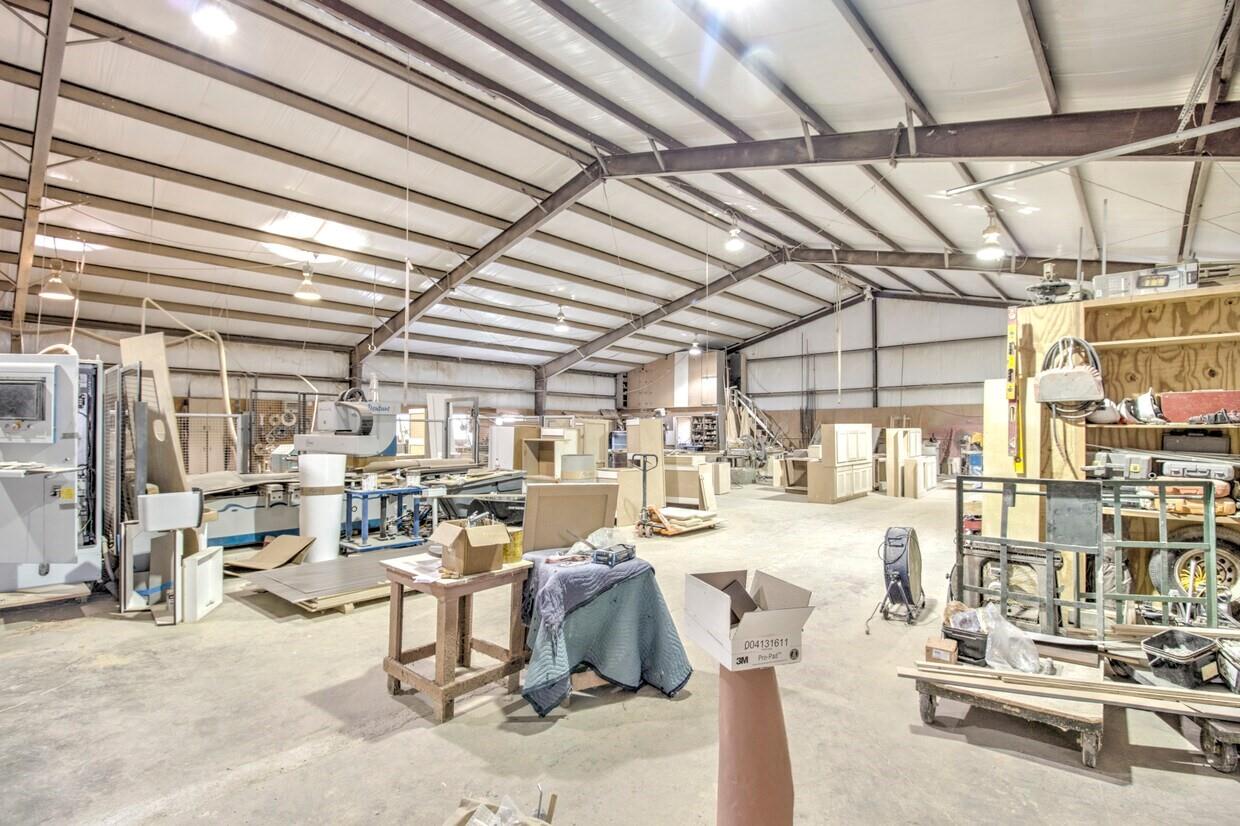 main property photo 3