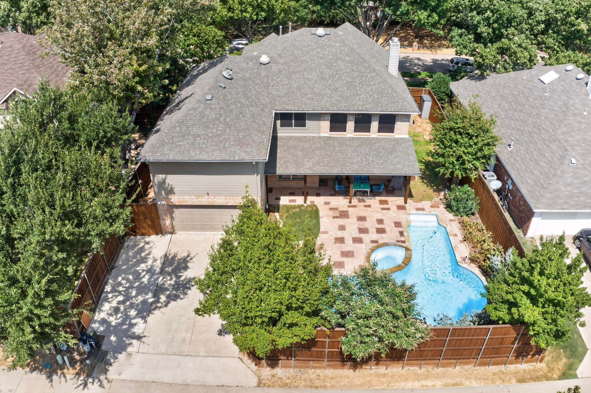 main property photo 38