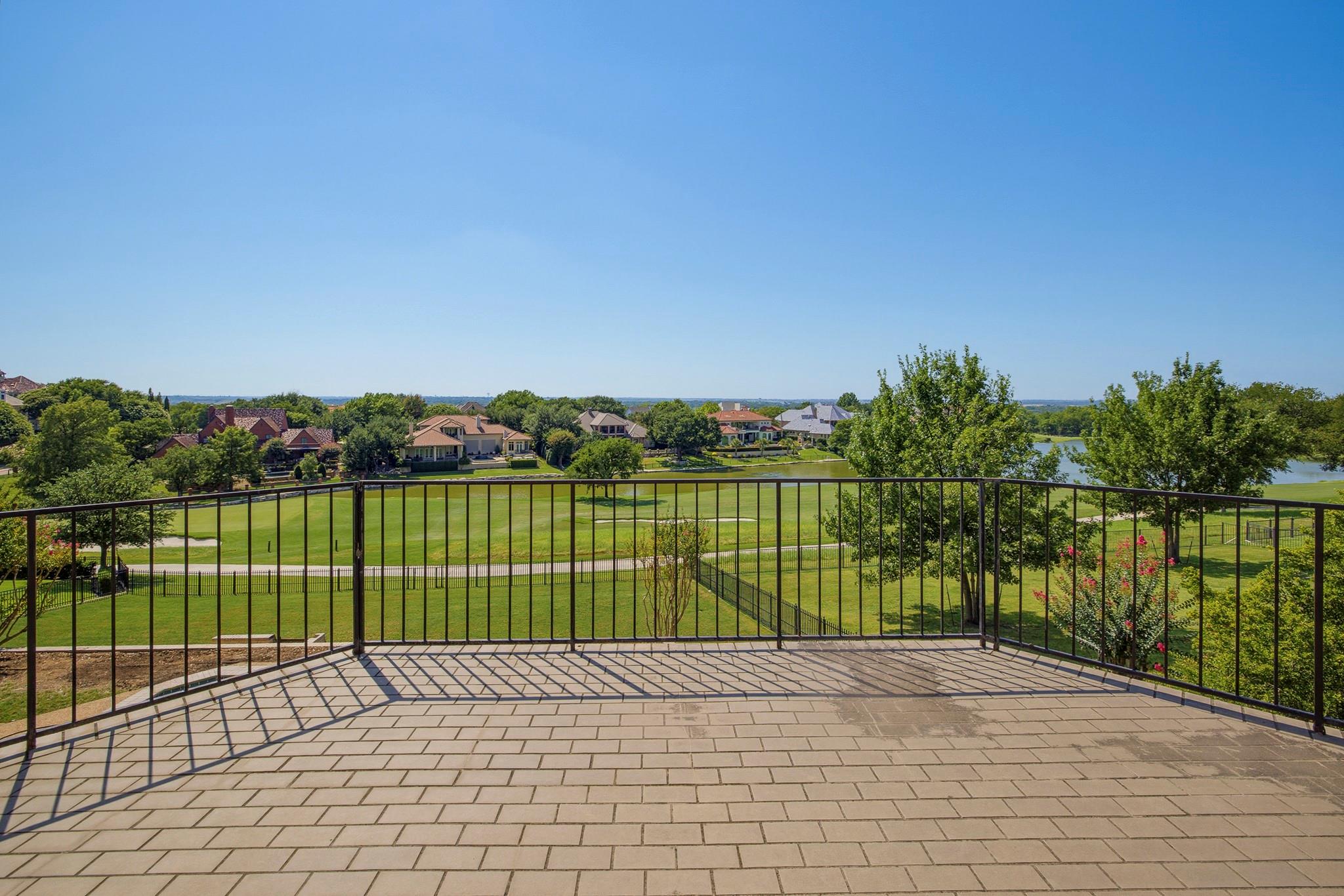 main property photo 22