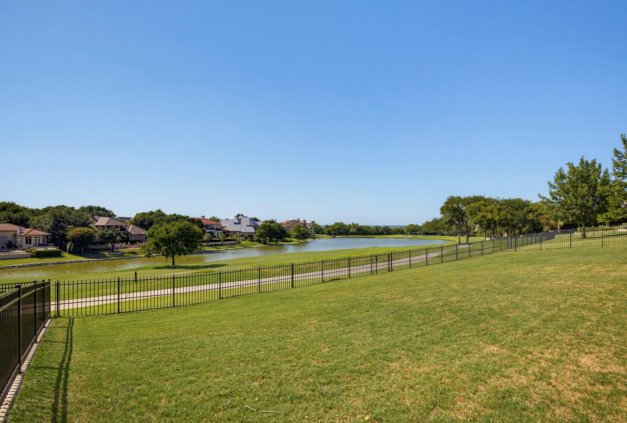 main property photo 37