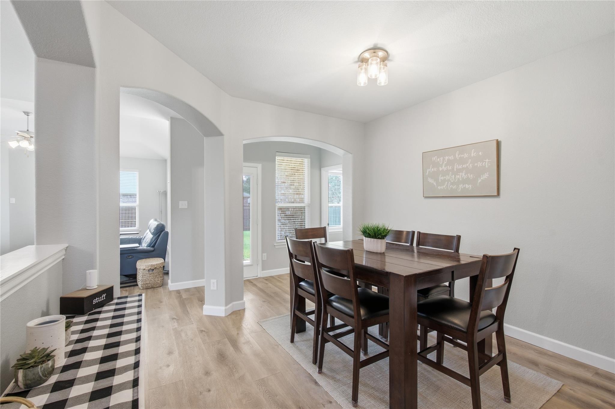 property viewer photo 7