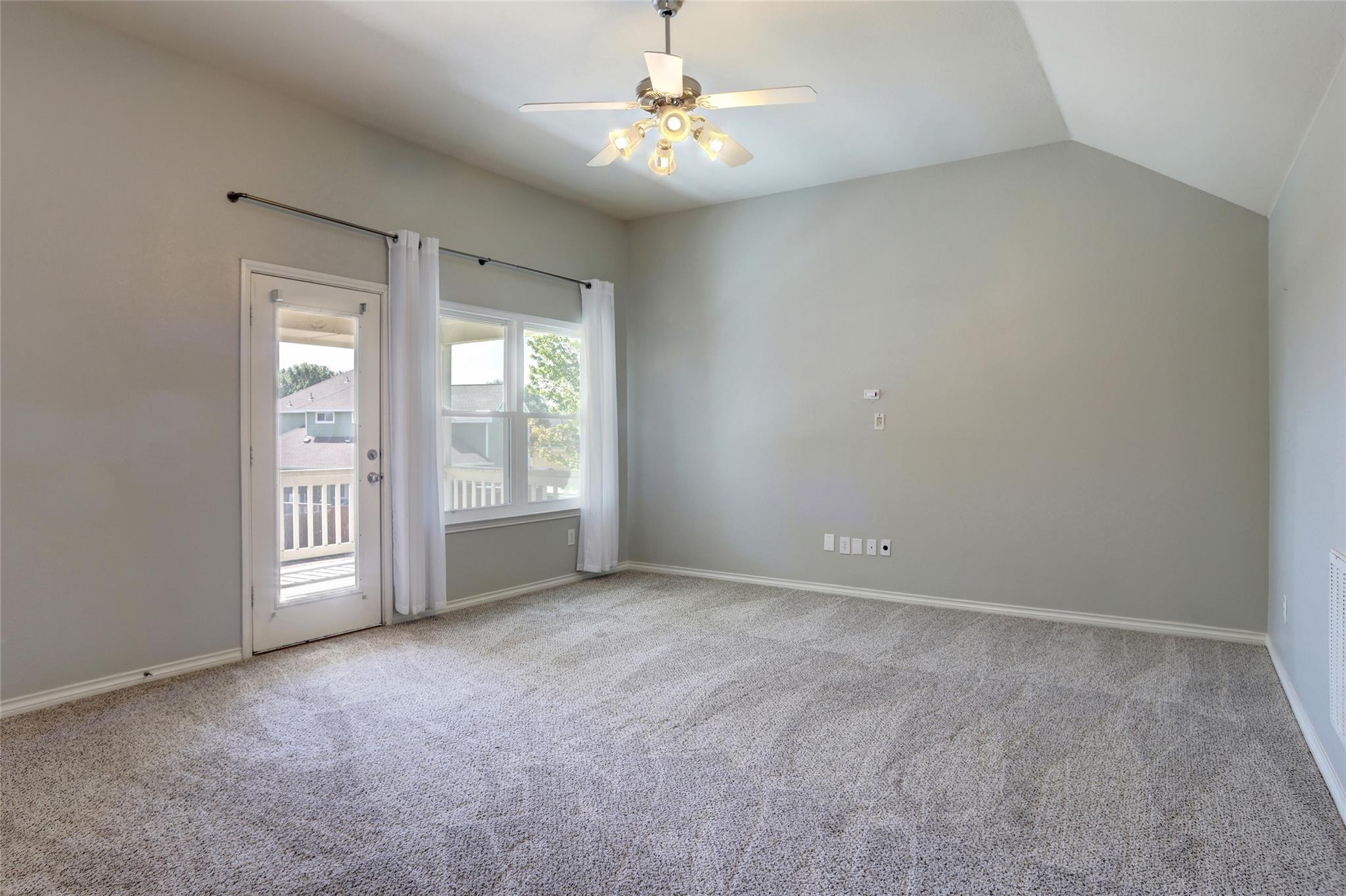 property viewer photo 25