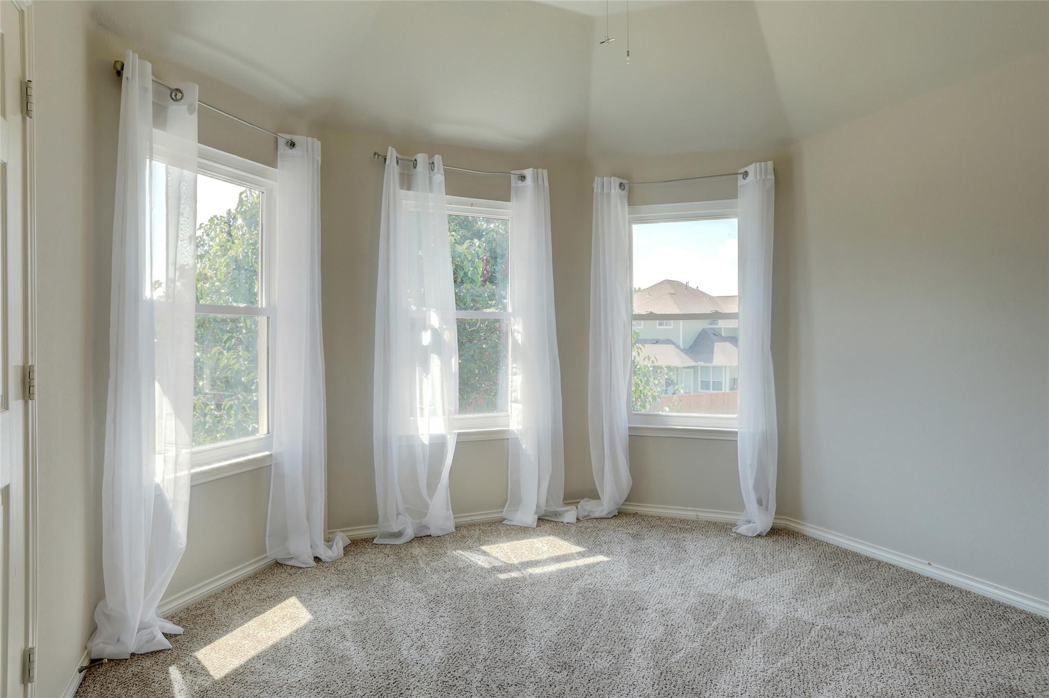 property viewer photo 28