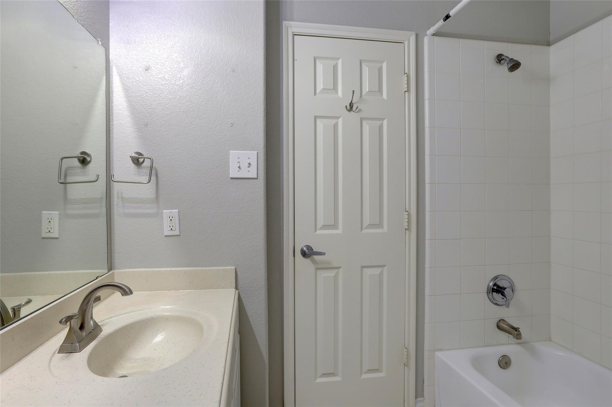 property viewer photo 29