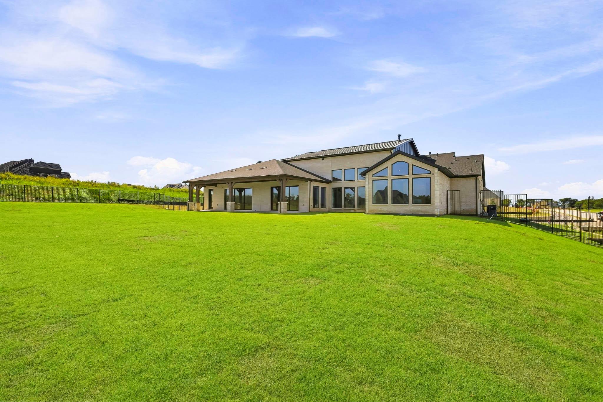 main property photo 38