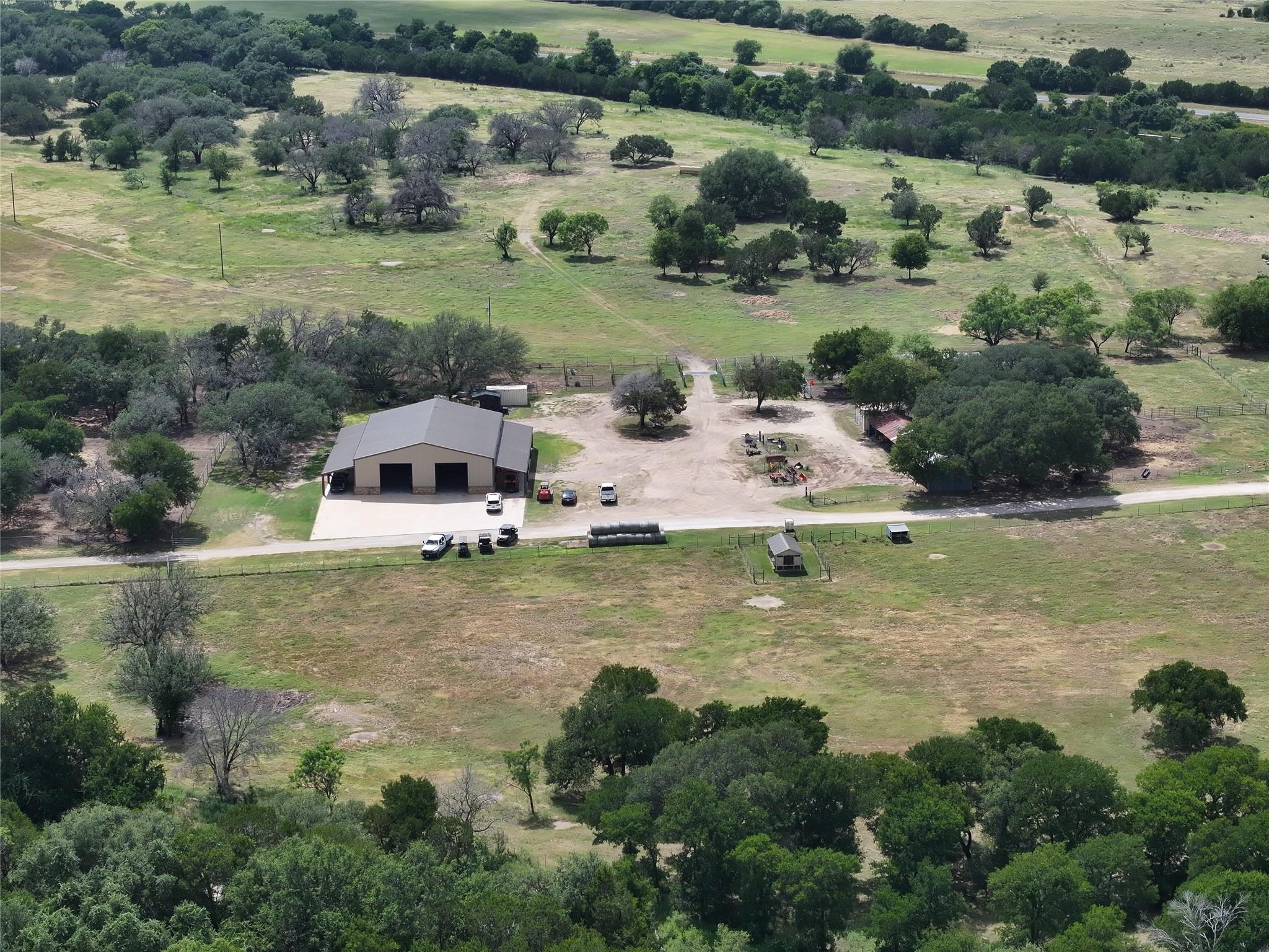 main property photo 10