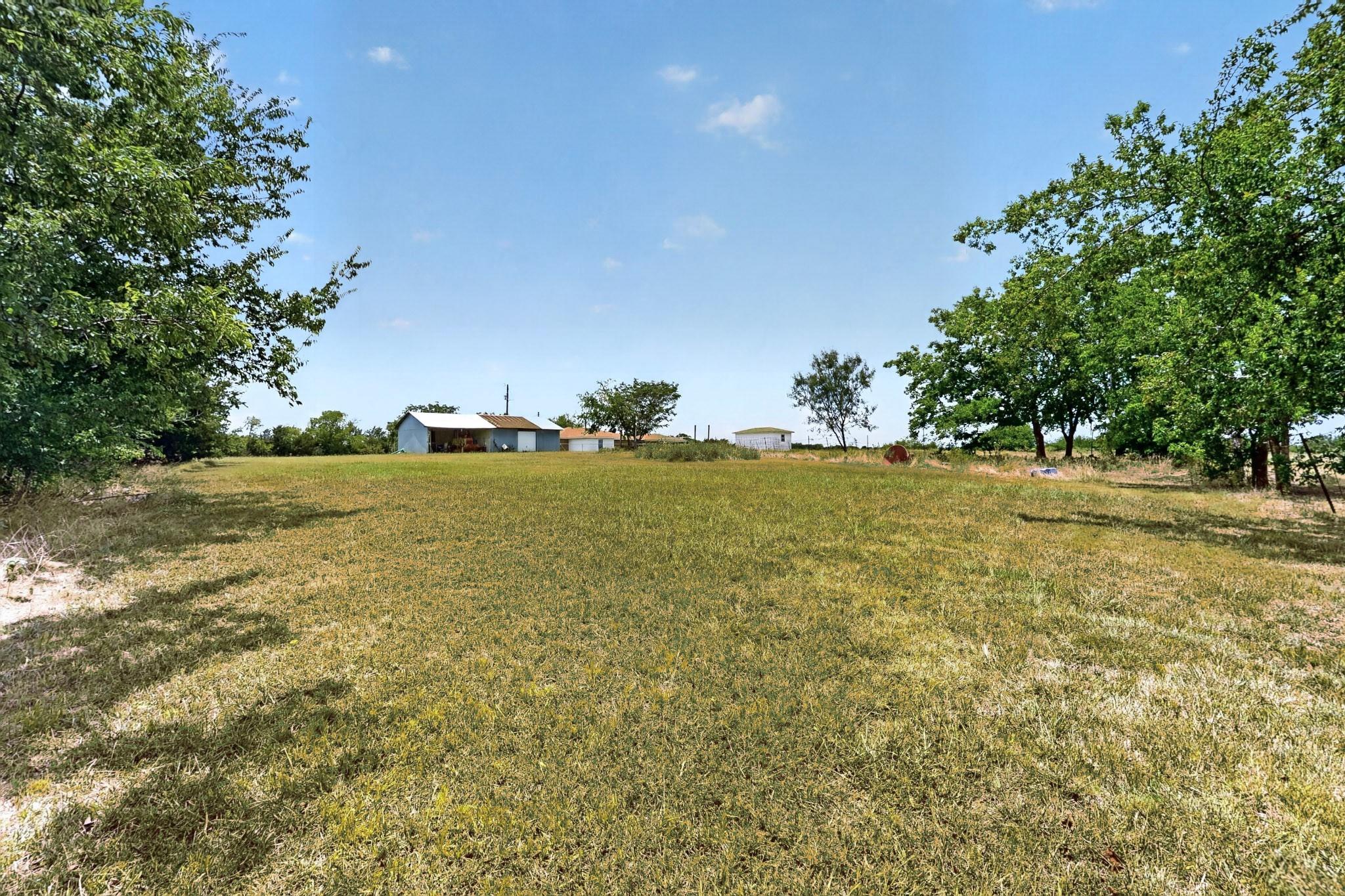 main property photo 33