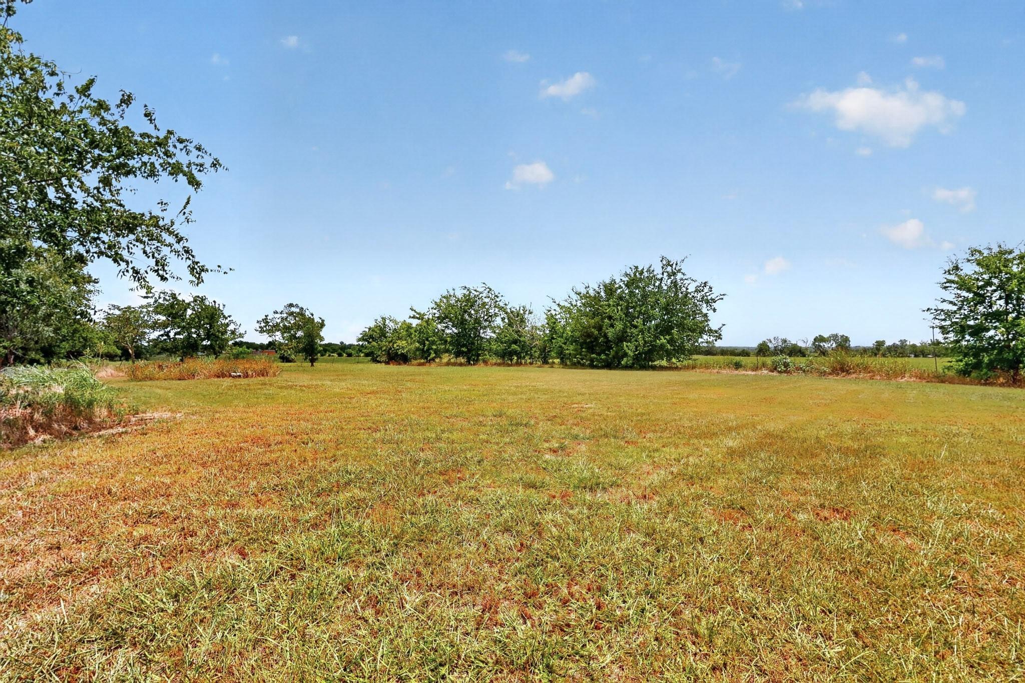 main property photo 37