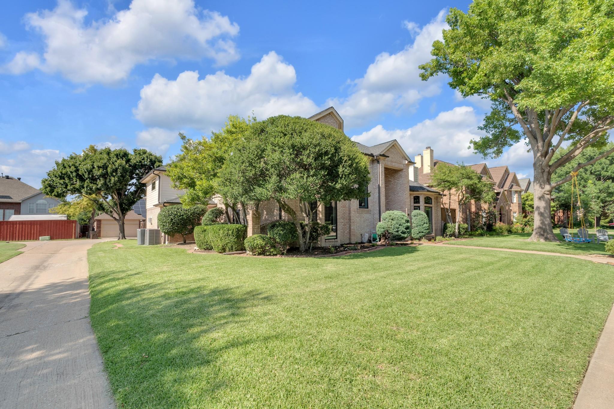 main property photo 37