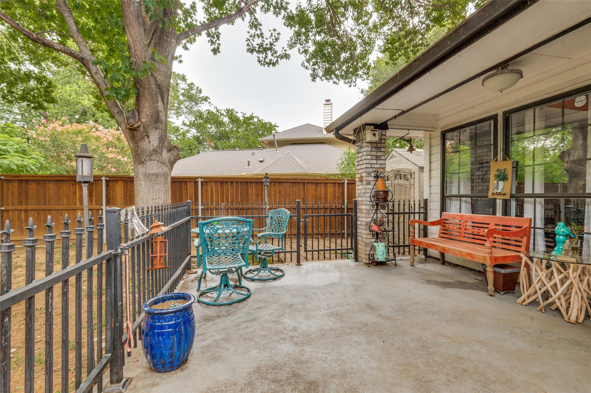 main property photo 24