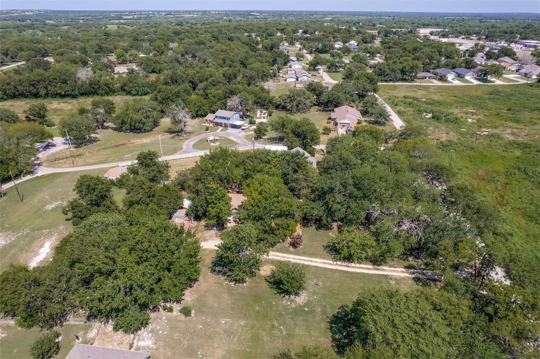 main property photo 29