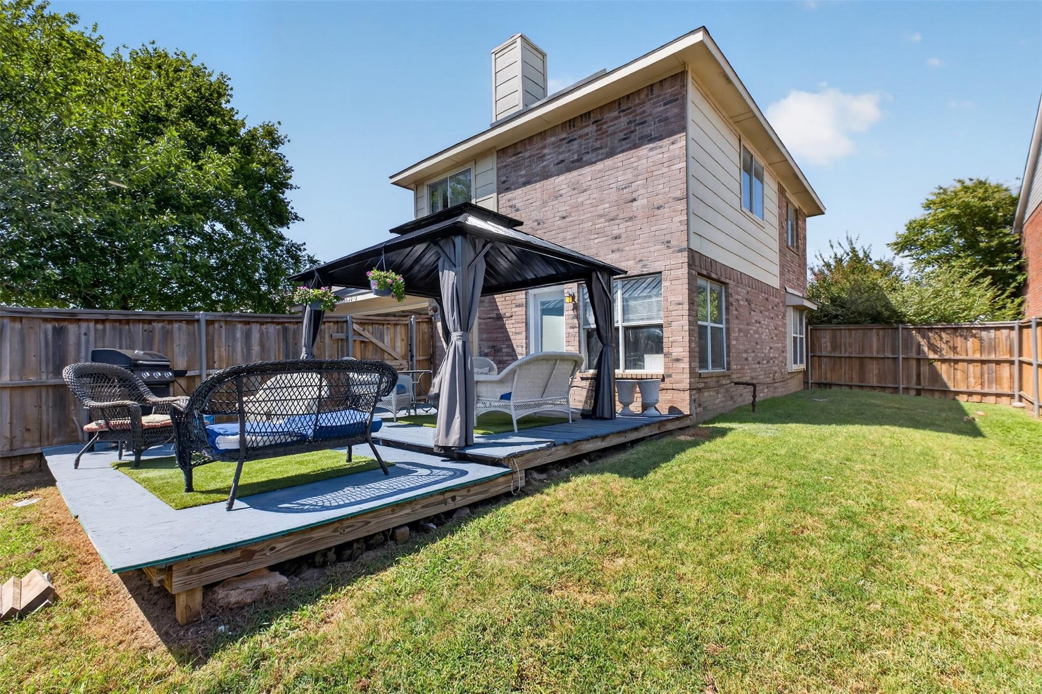 main property photo 15